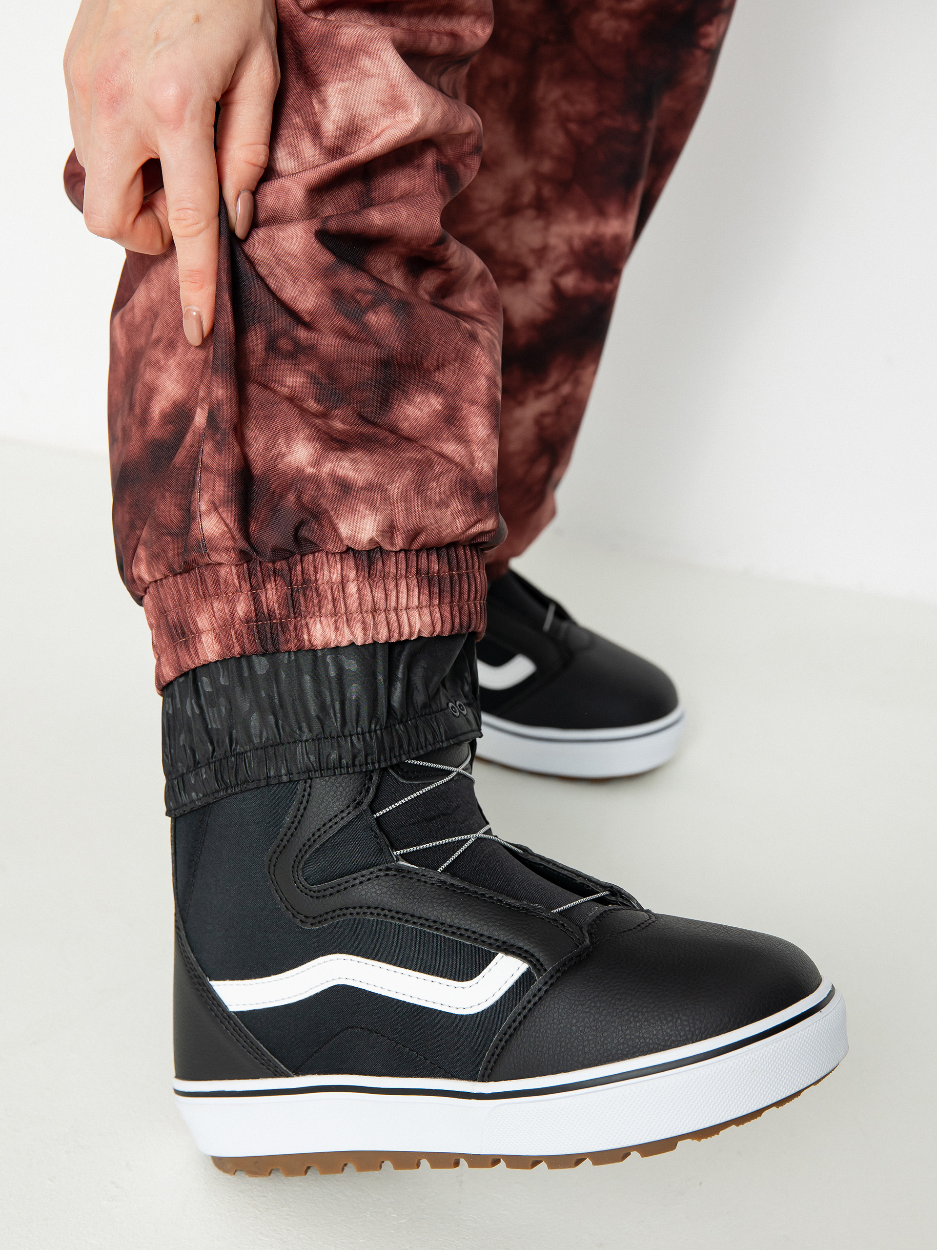 Dámske Snowboardové nohavice Volcom Creston 3Dstretch Bib Overall (pink salt wash)