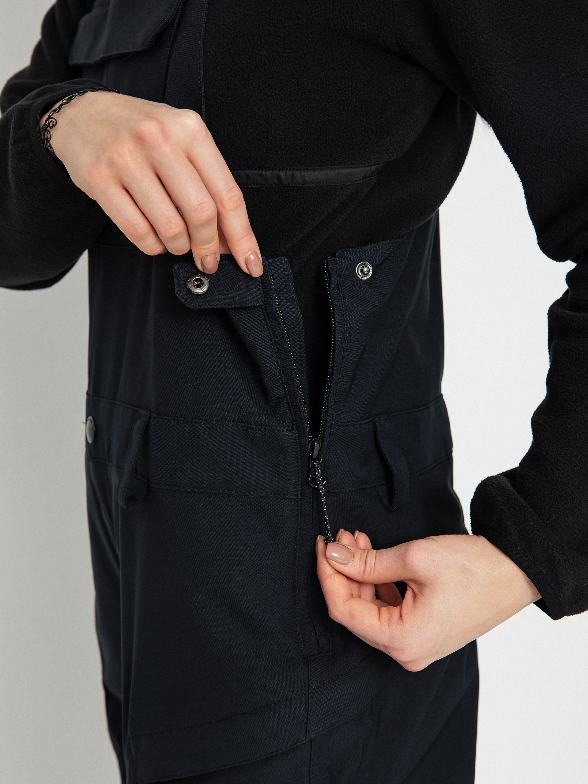 Dámske Snowboardové nohavice Volcom Creston 3Dstretch Bib Overall (black)