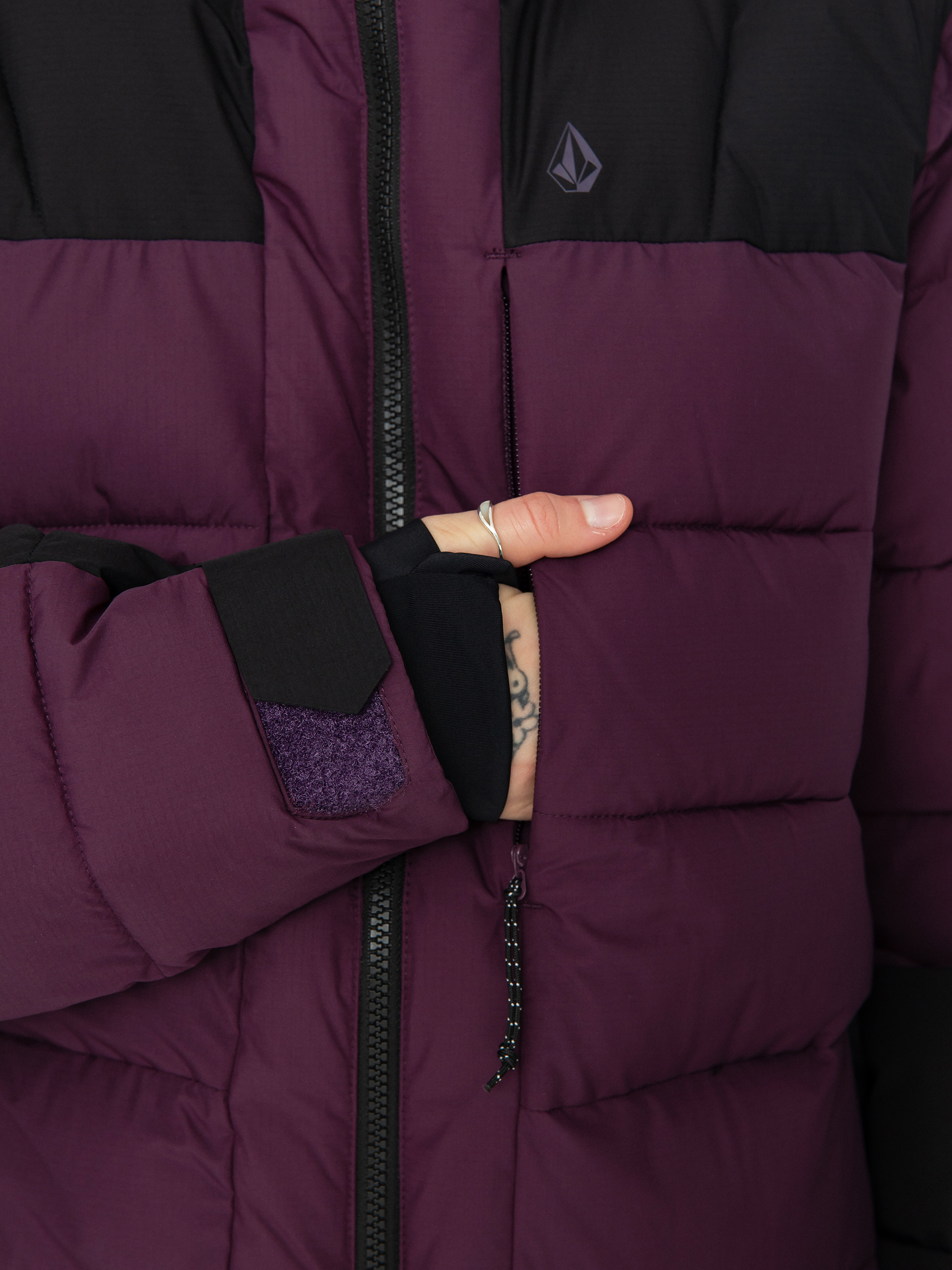 Dámska Snowboardová bunda Volcom Puffleup (blackberry)