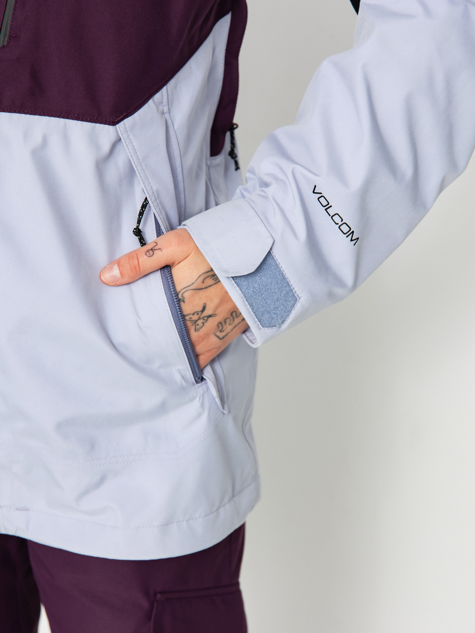 Dámska Snowboardová bunda Volcom V.Co Aris Gore Tex (blackberry)