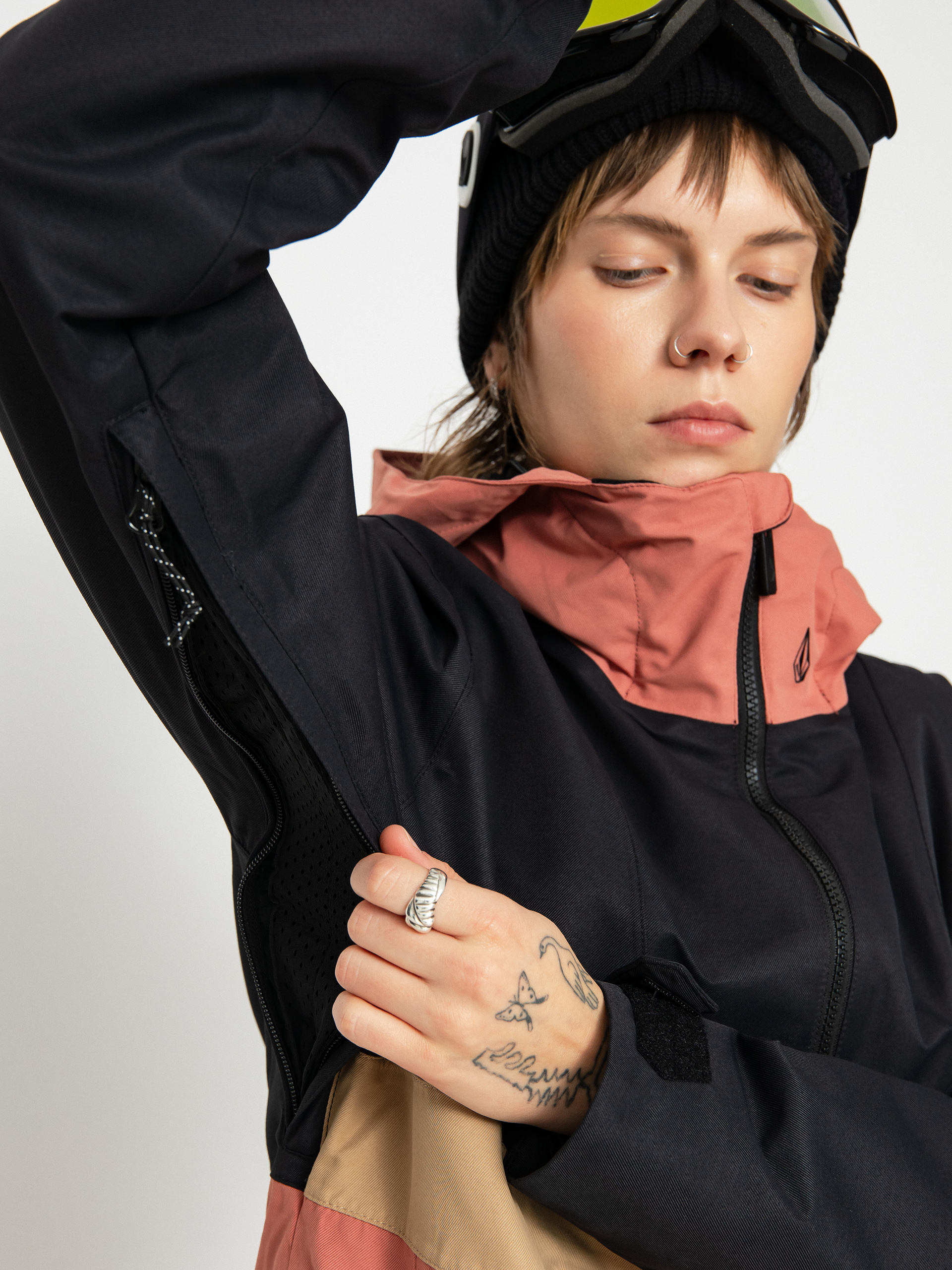 Dámska Snowboardová bunda Volcom Ashfield Pullover (earth pink)