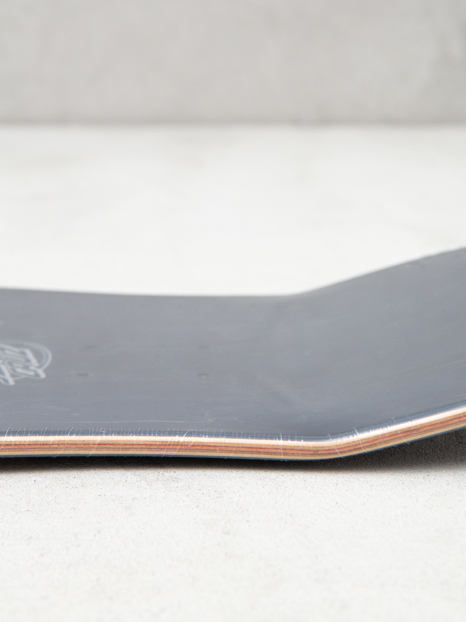 Doska Santa Cruz X Thrasher Winkowski Primeval Shaped (black)