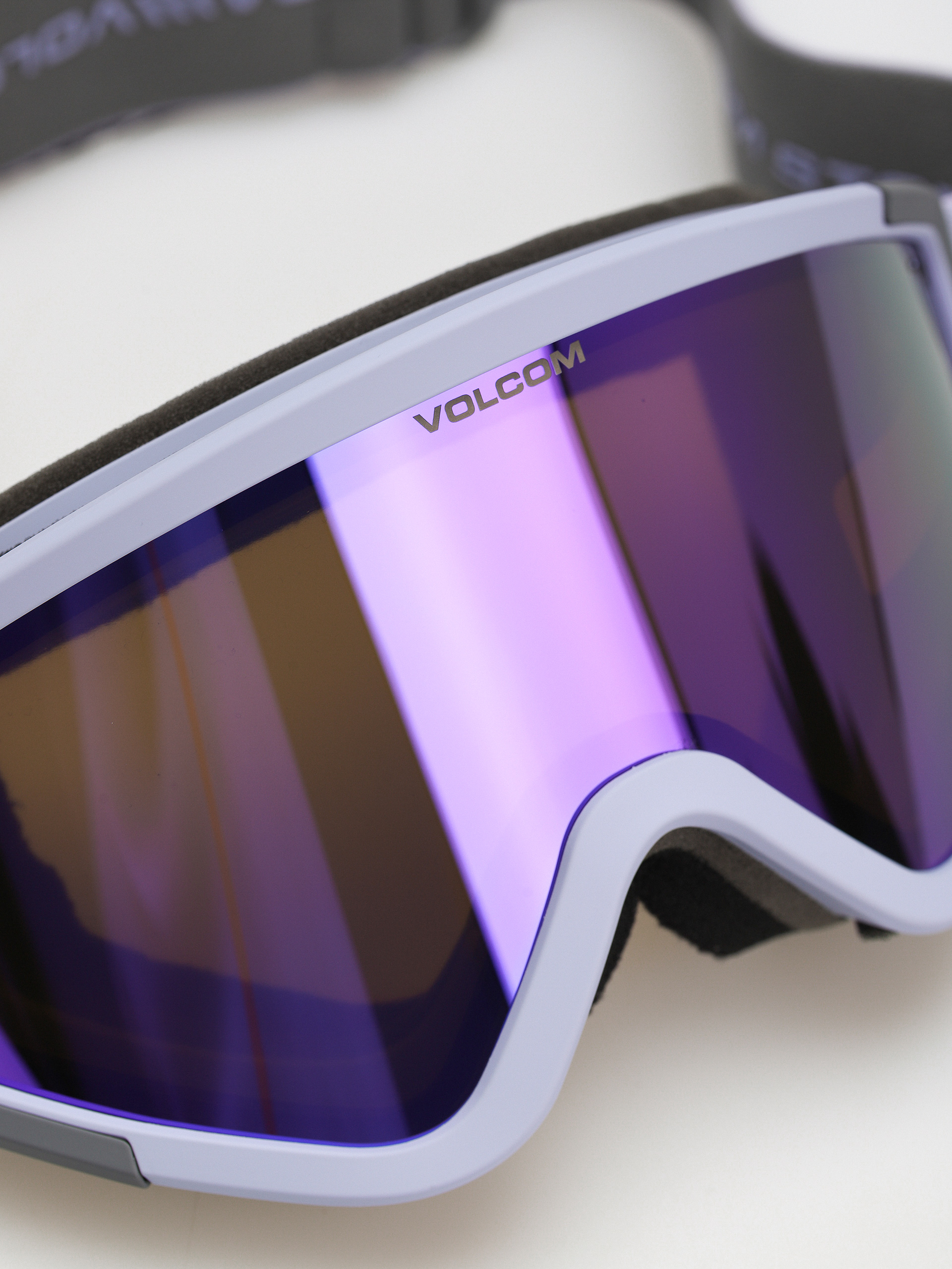 Snowboardové okuliare Volcom Attunga (lilac/storm/purple chrome+bl yellow)