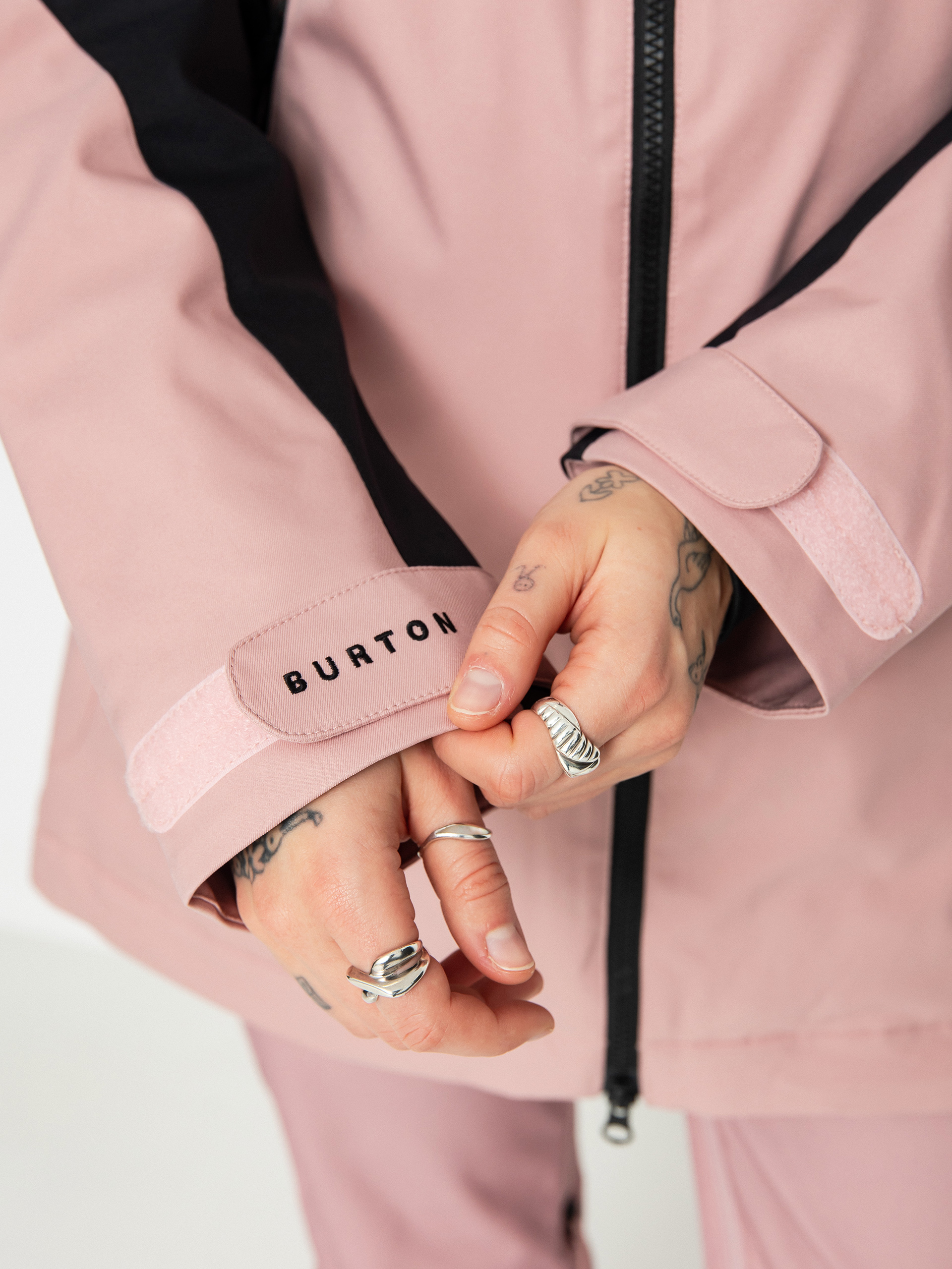 Dámska Snowboardová bunda Burton Lelah (true black/powder blush)