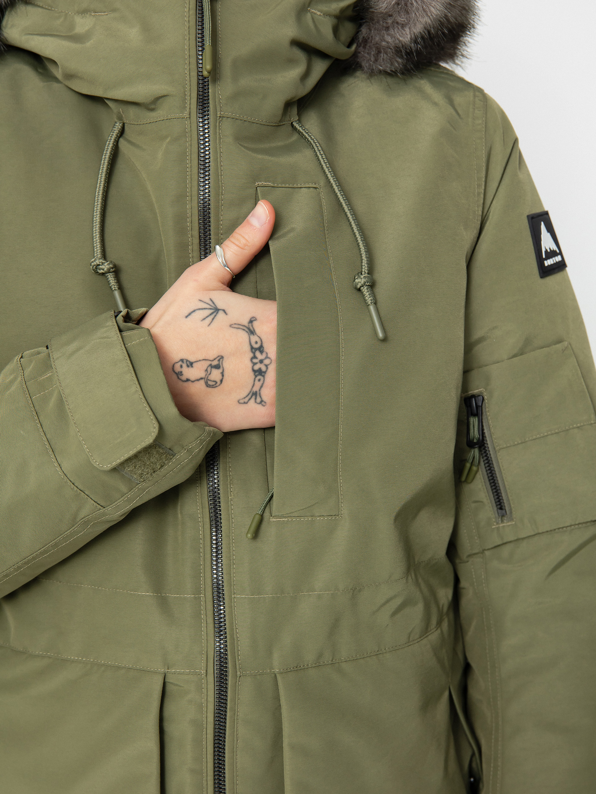 Dámska Snowboardová bunda Burton Saxton Parka (forest moss)