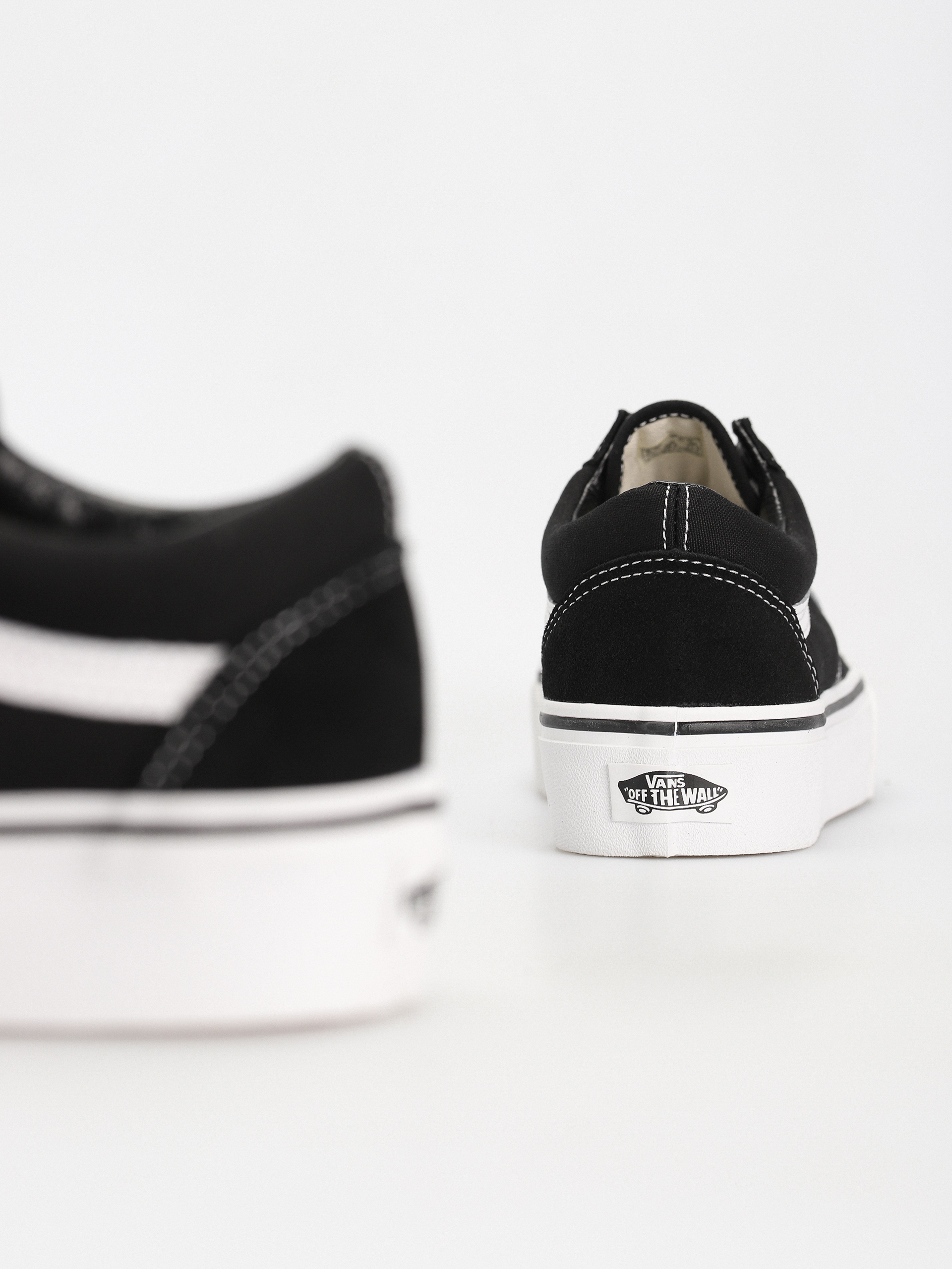 Topánky Vans Old Skool Platform (black/white)