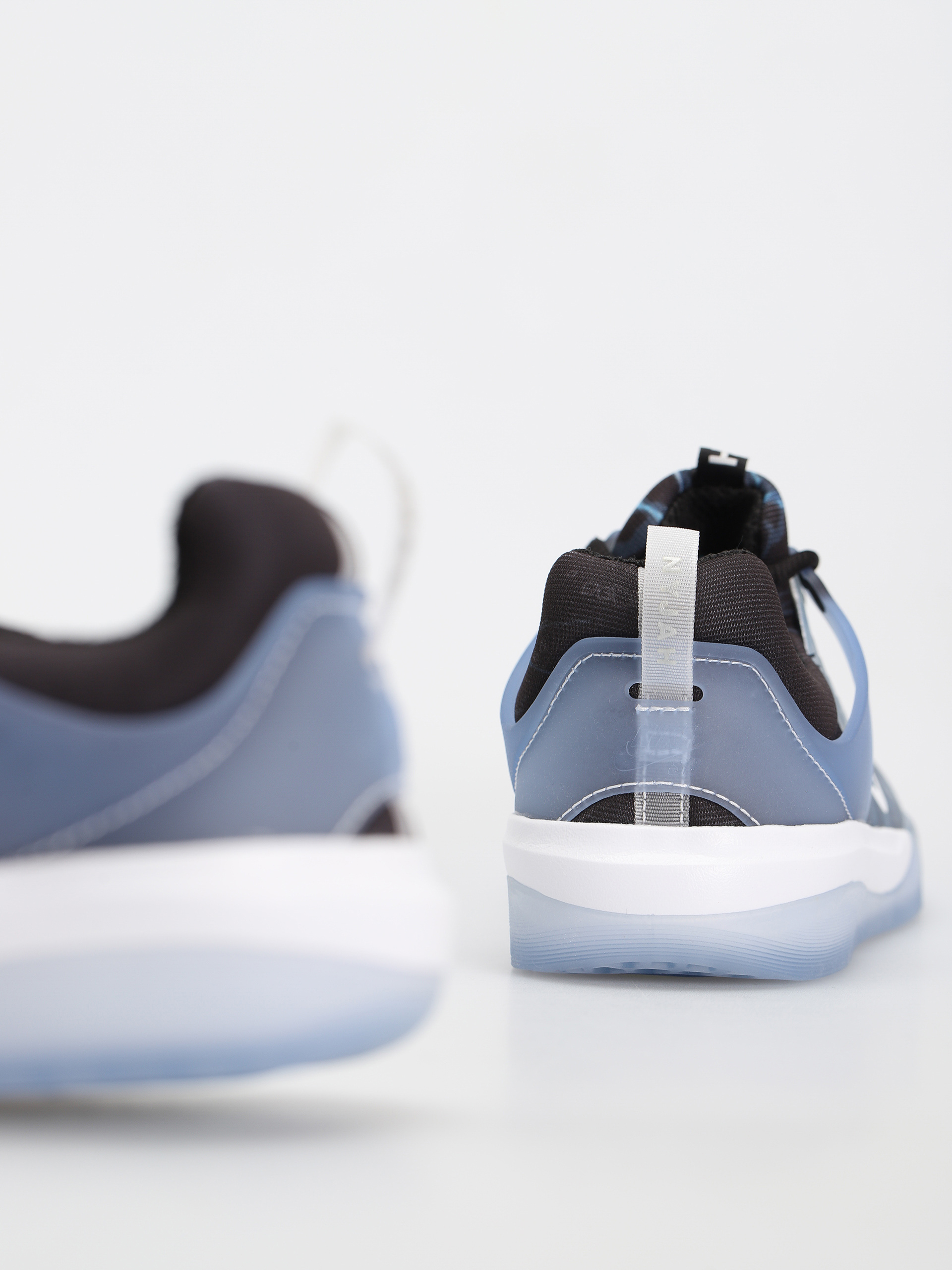 Topánky Nike SB SB Nyjah 3 Premium (black/white deep royal white)