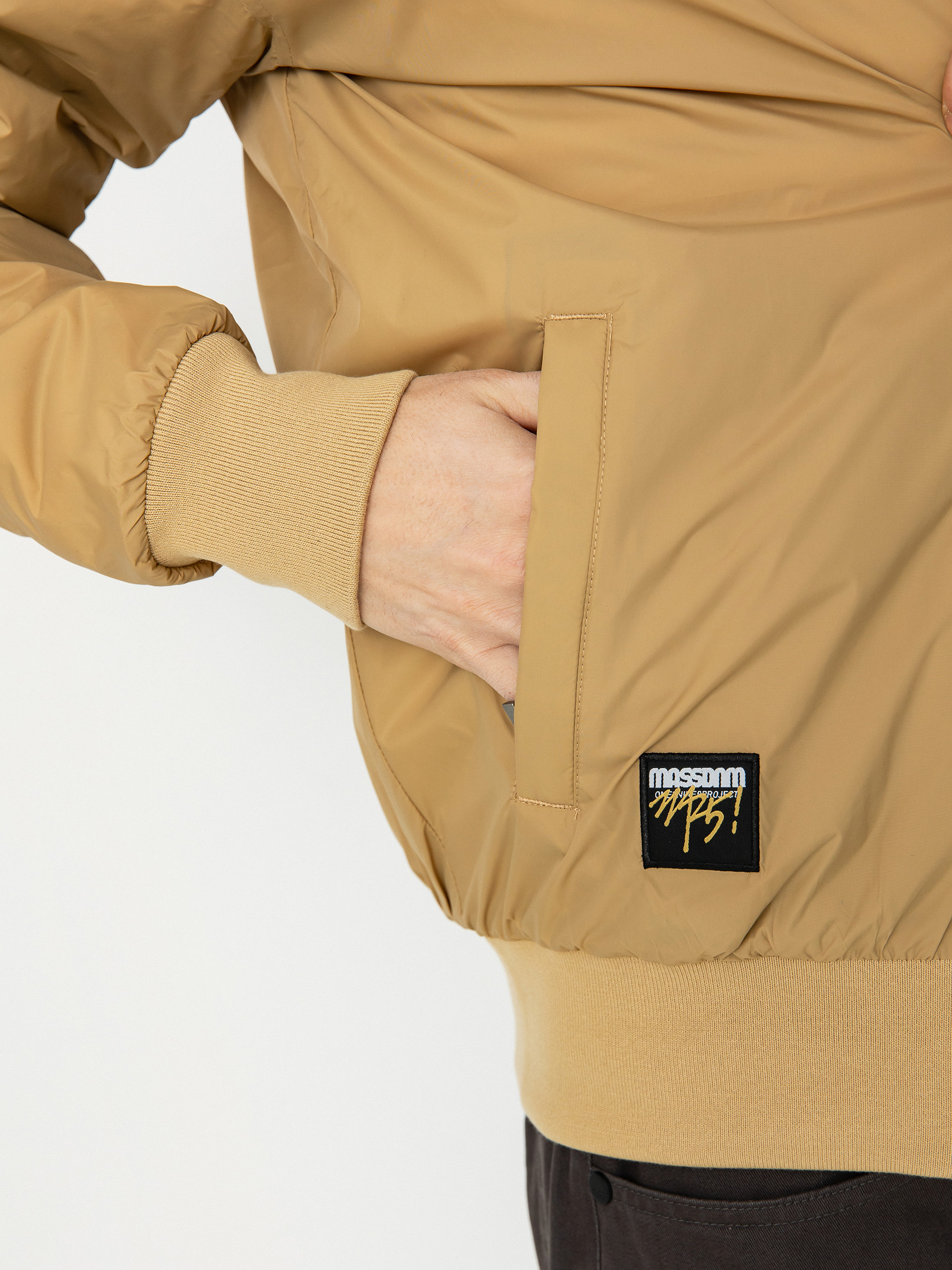 Bunda MassDnm Signature Patch (beige)
