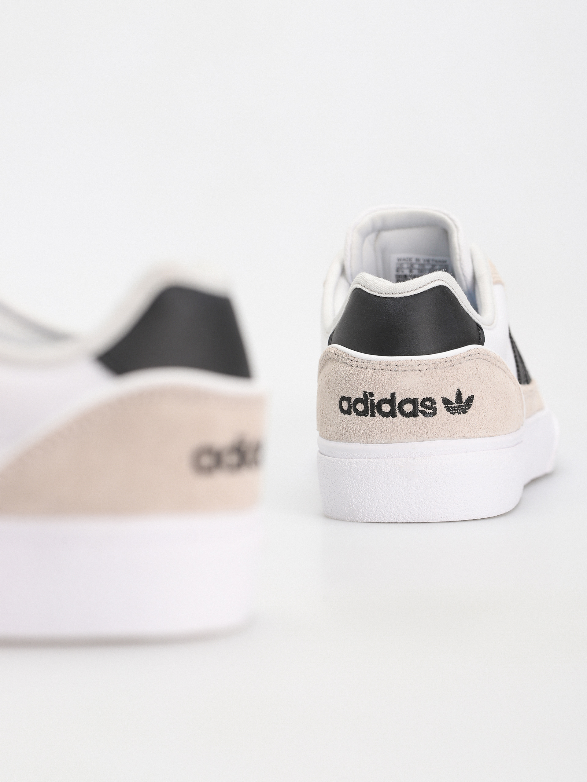 Topánky adidas Court TNS Premiere (crywht/cblack/ftwwht)