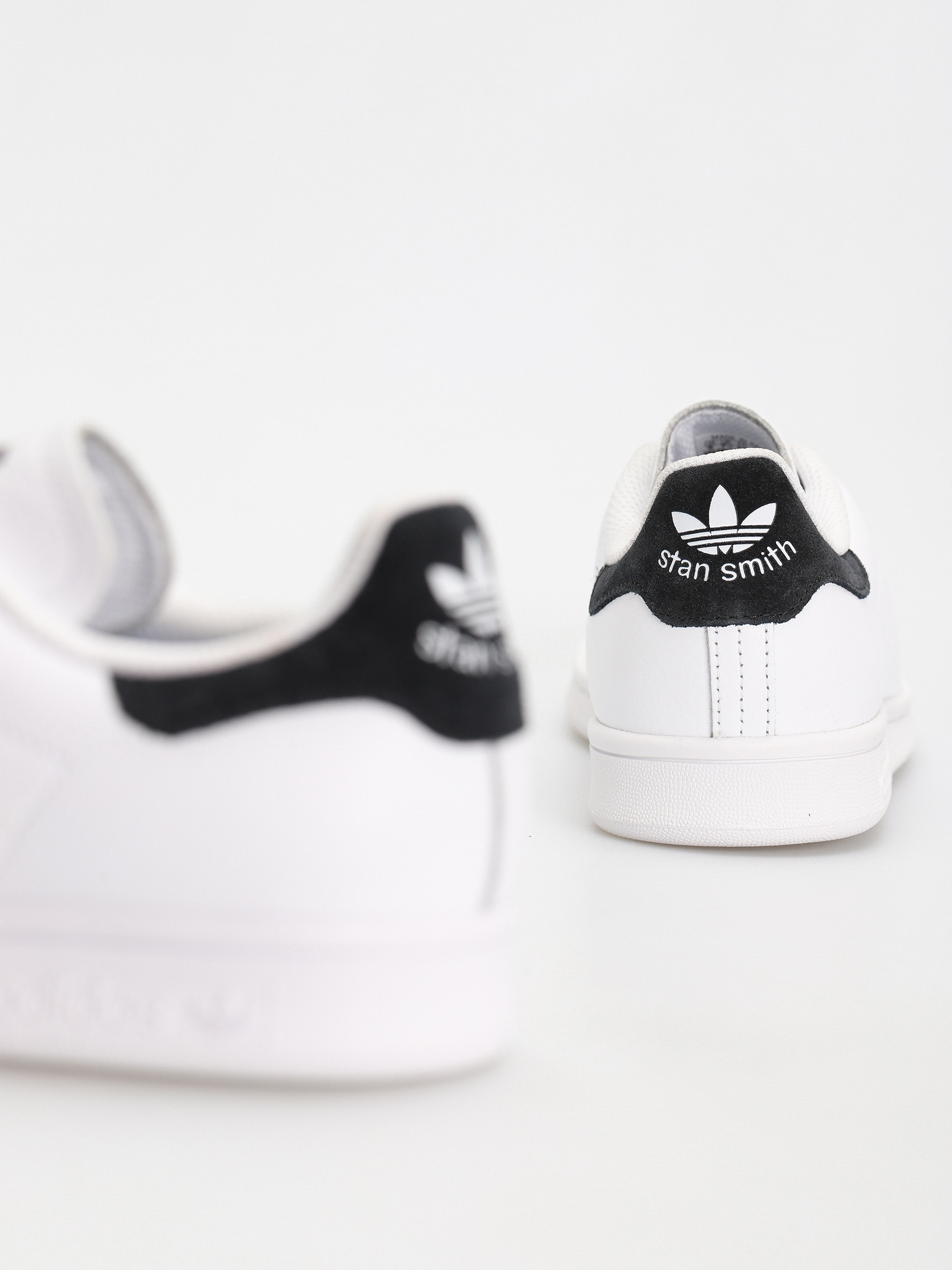 Topánky adidas Stan Smith ADV (ftwwht/cblack/ftwwht)