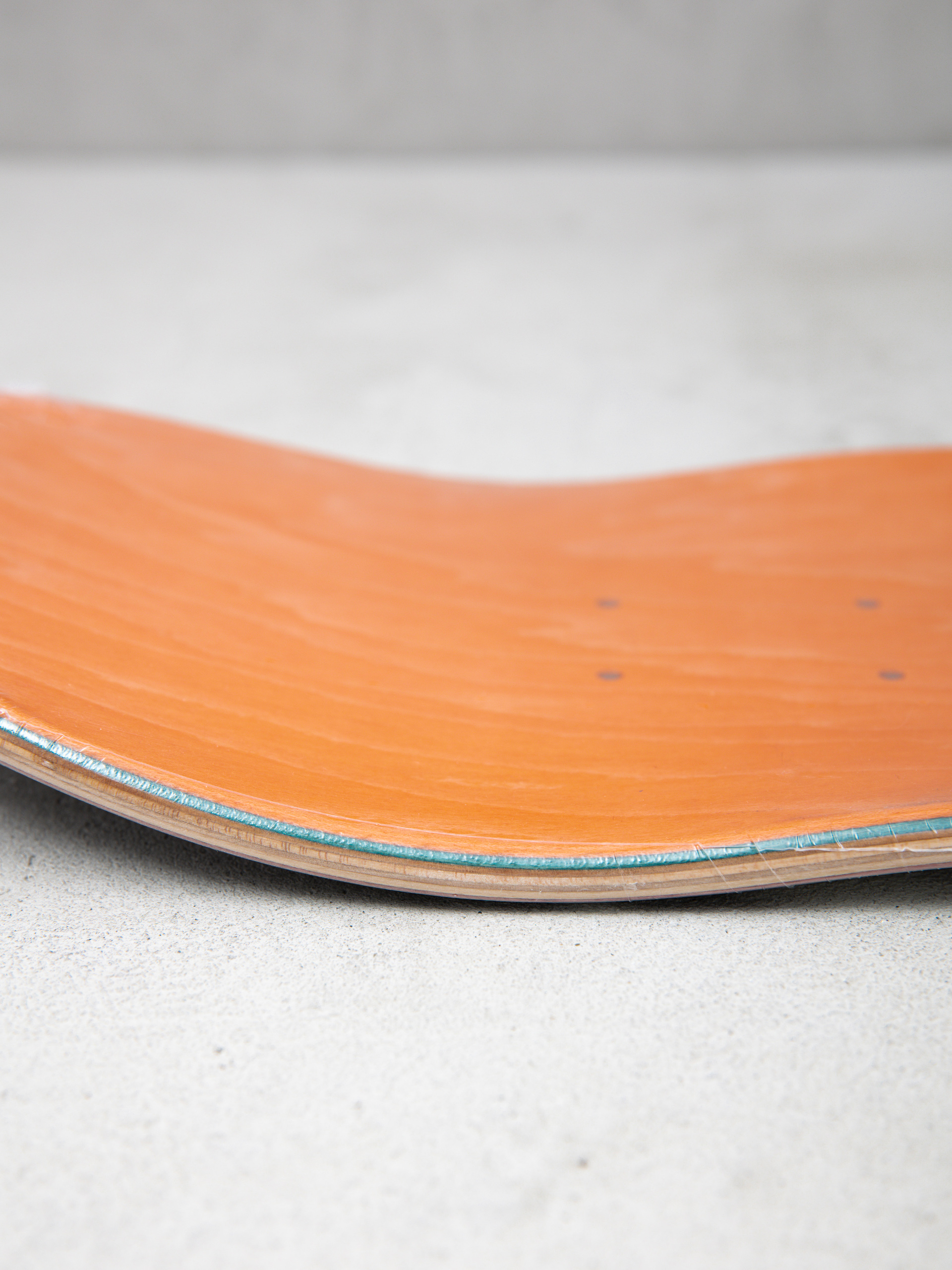 Doska Real Classic Oval (black/white)