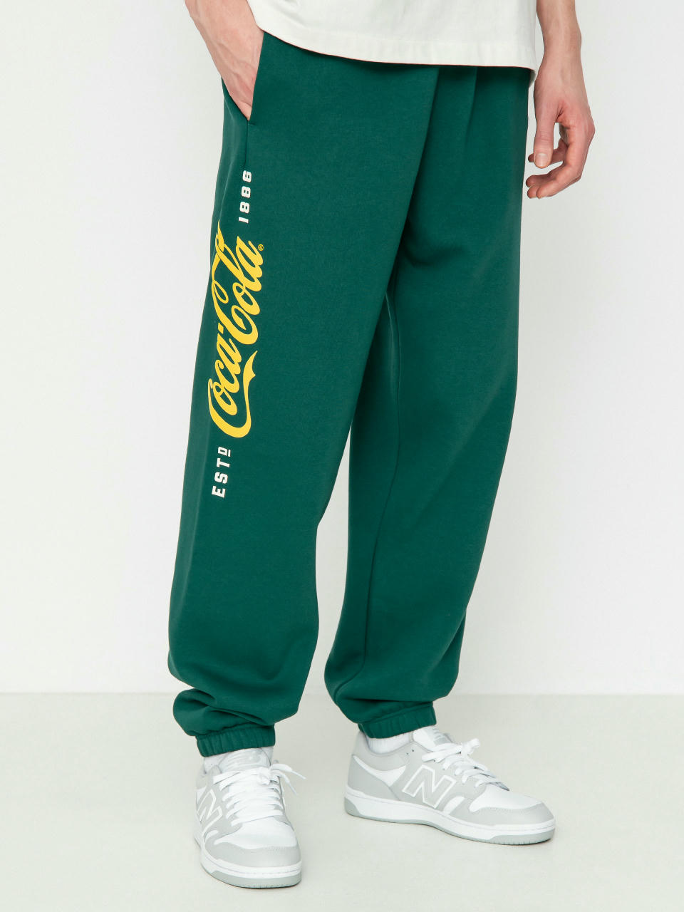 Nohavice Champion X Coca Cola Elastic Cuff Pants 220182 (hlg)