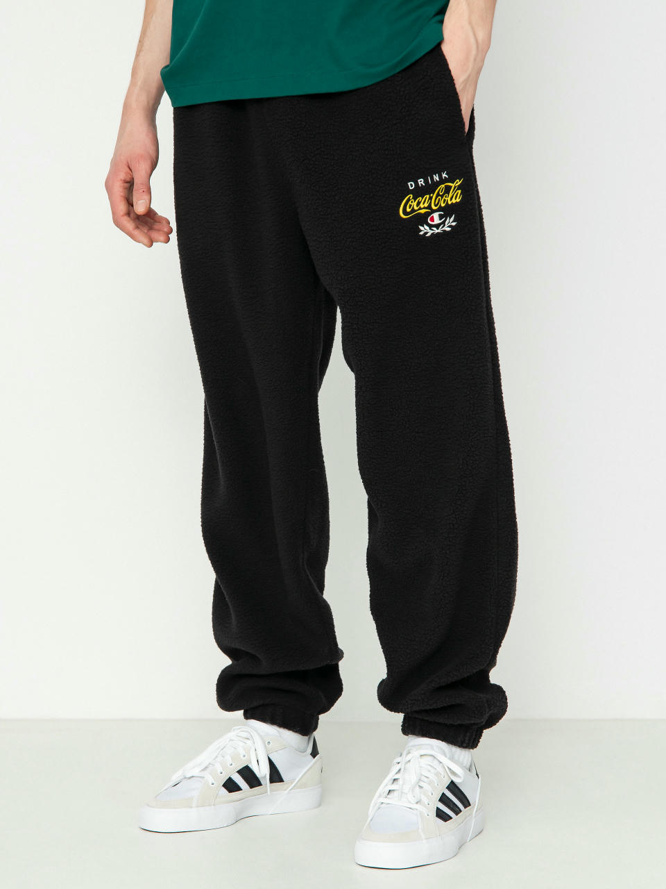 Nohavice Champion X Coca Cola Elastic Cuff Pants 220188 (nbk)