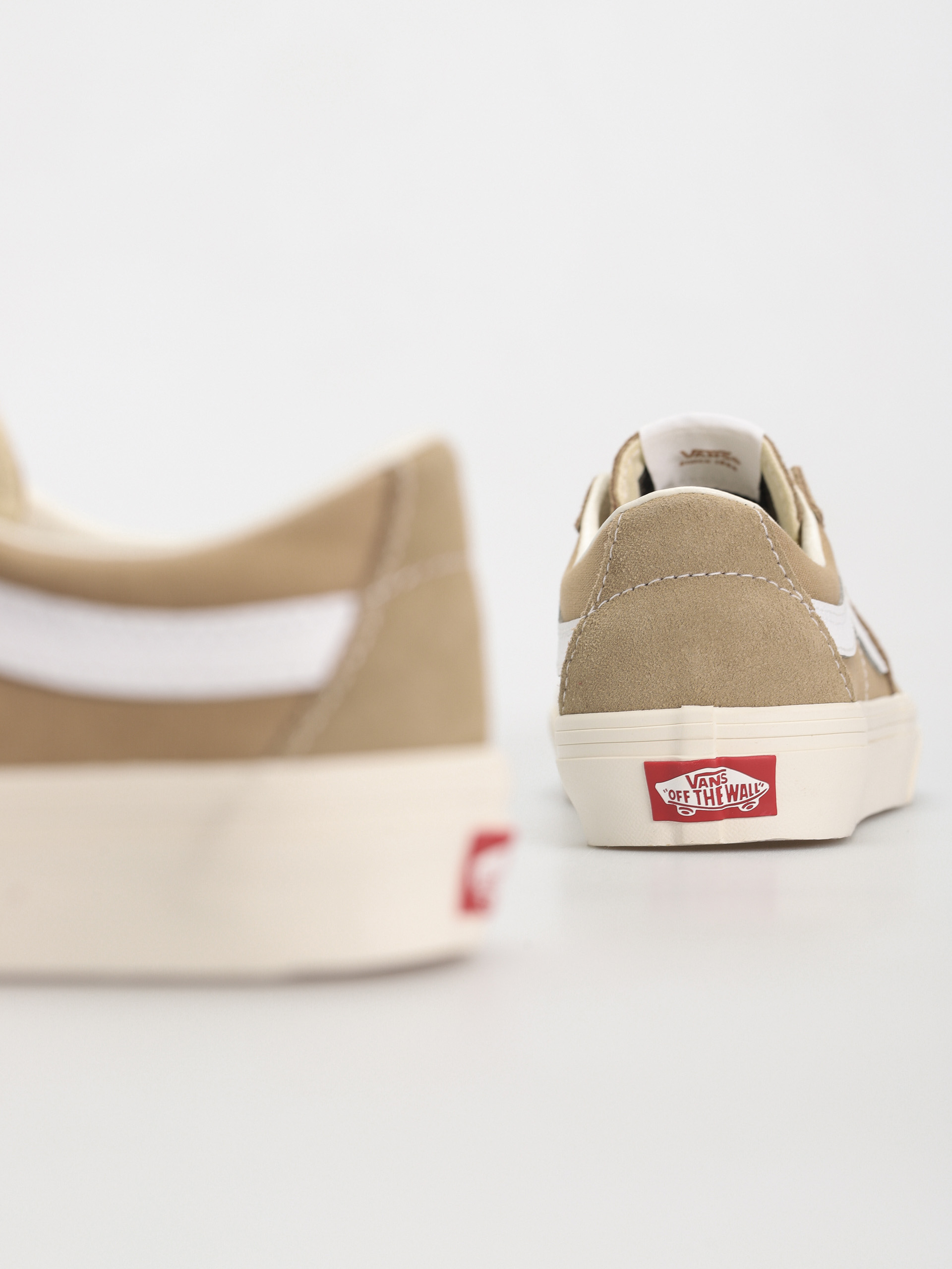 Topánky Vans Sk8 Low (canvas/suede incense)