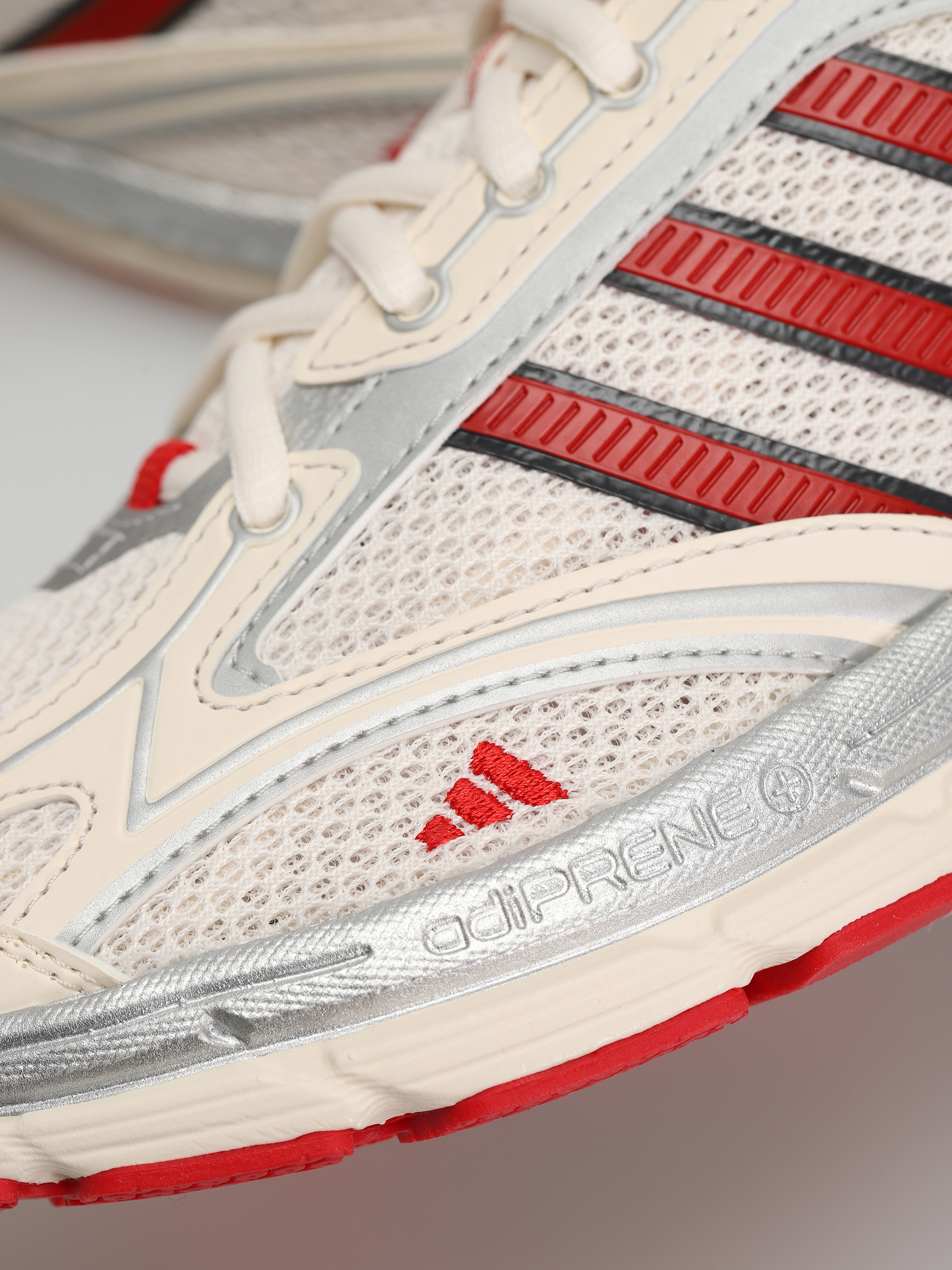 Topánky adidas Spiritain 2000 (ftwwht/betsca/cwhite)