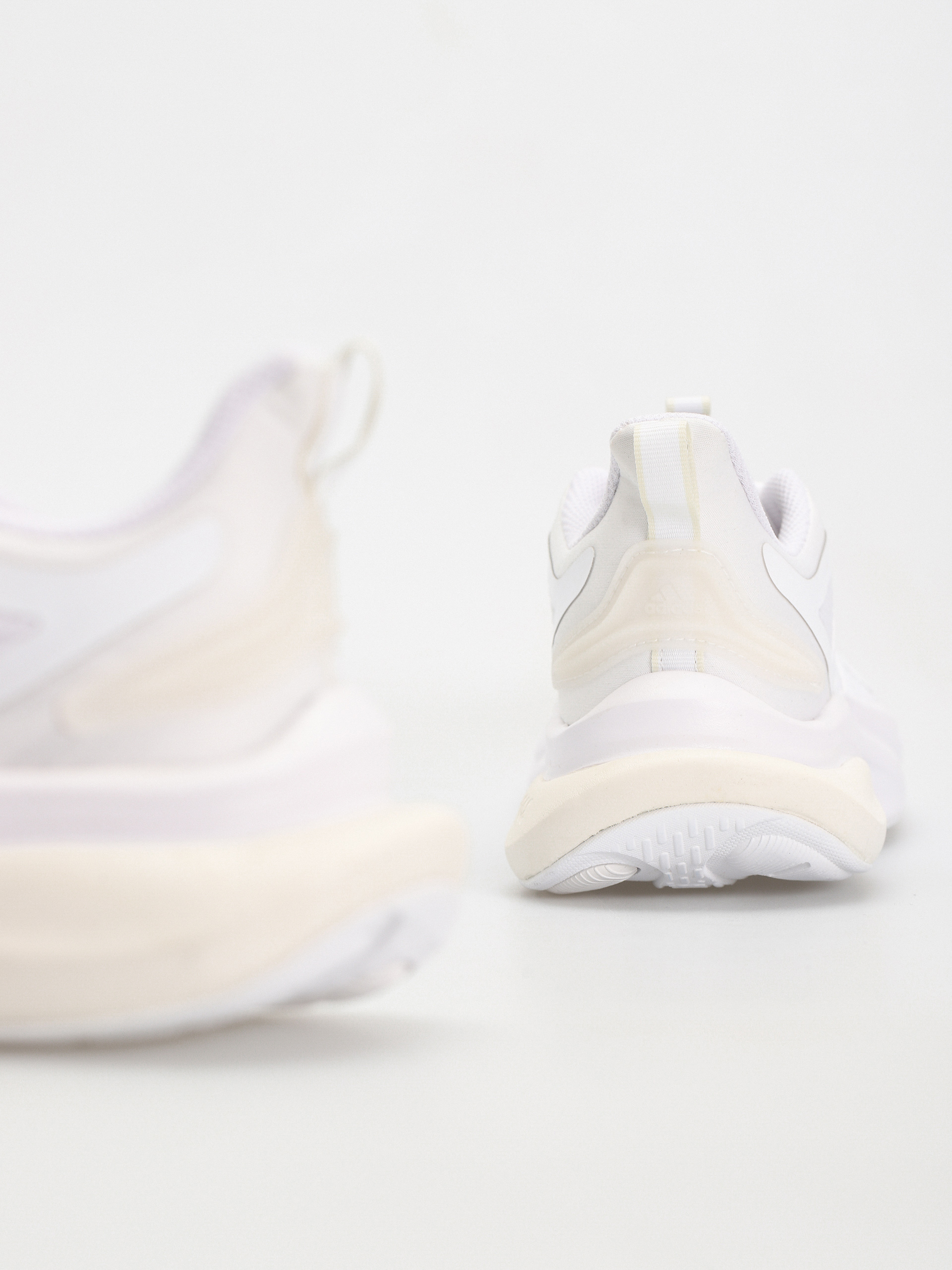 Topánky adidas AlphaBounce + (ftwwht/ftwwht/cwhite)