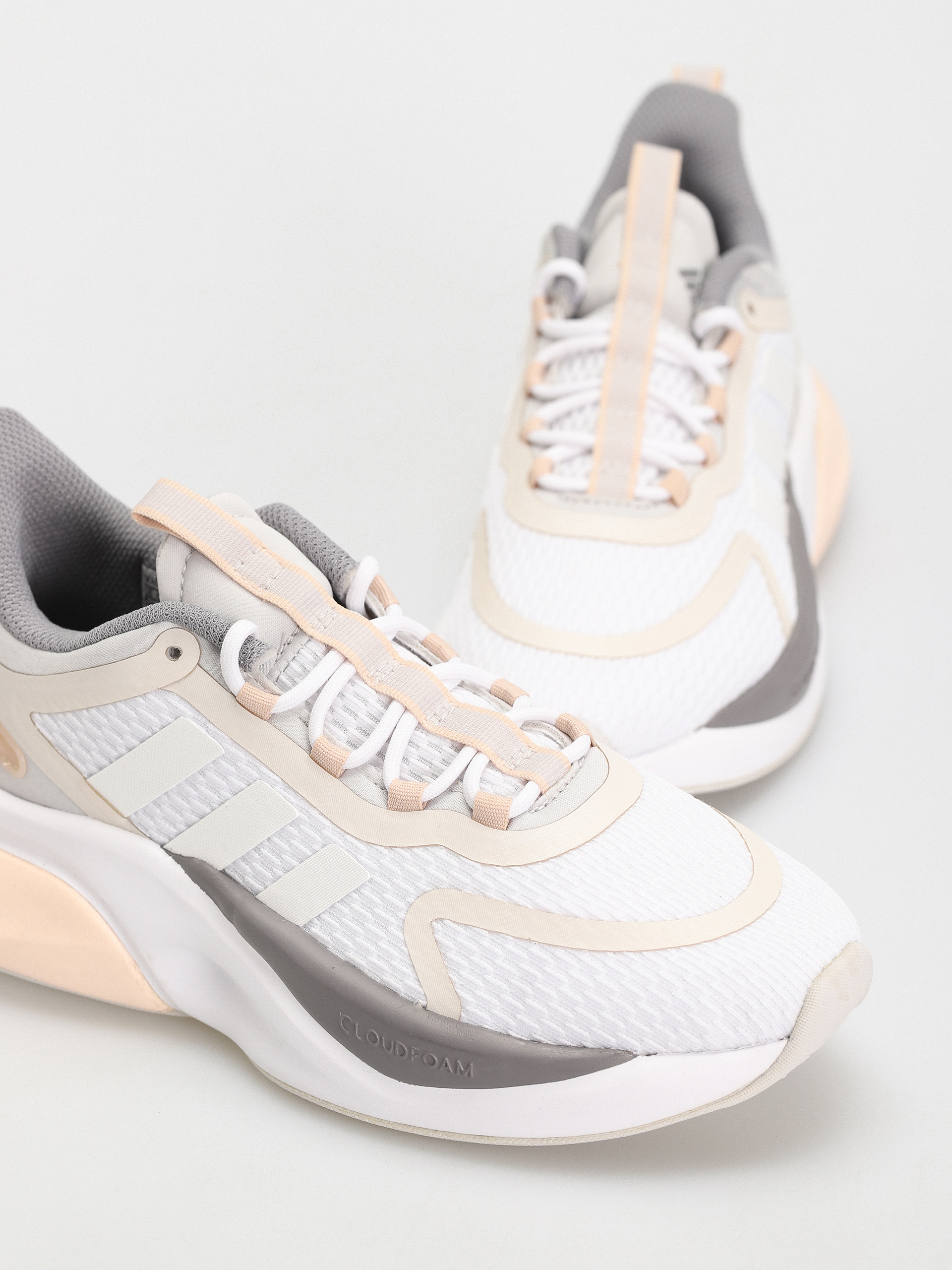 Topánky adidas  AlphaBounce + Wmn (ftwwht/zeromt/grethr)