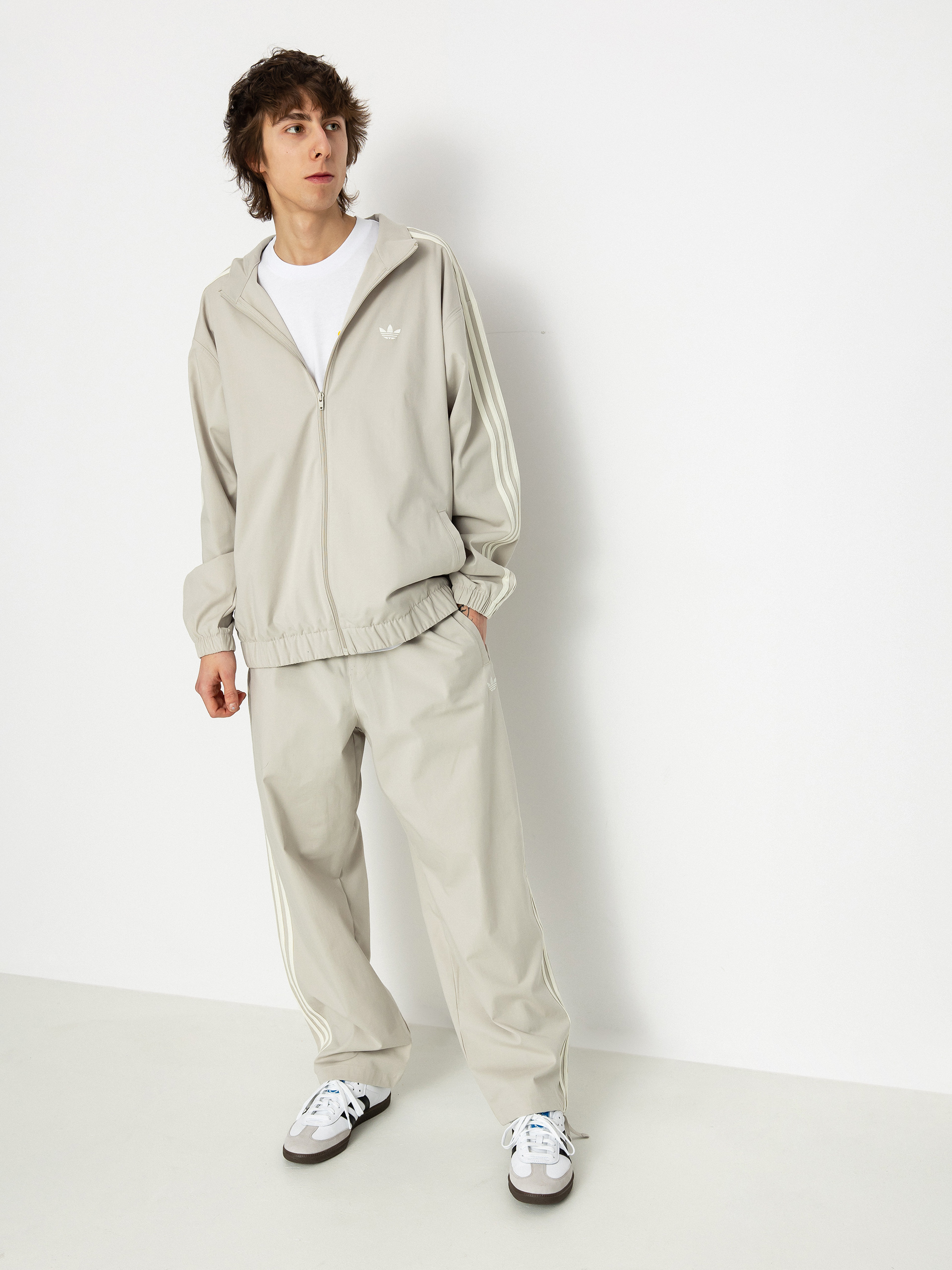 Bunda adidas Superfire TK (putgre/ivory)