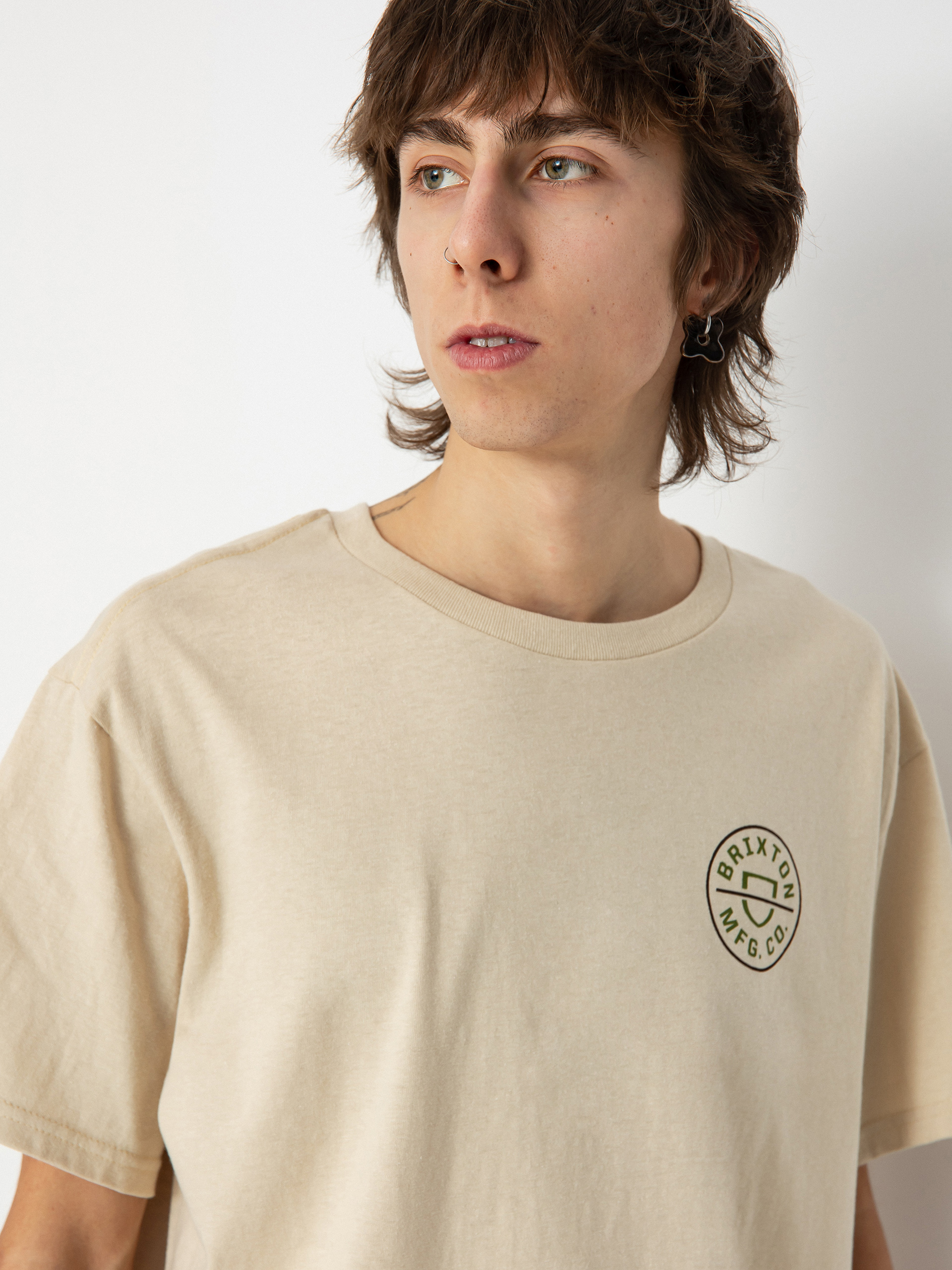 Tričko Brixton Crest II Stt (cream/sea kelp/sepia)