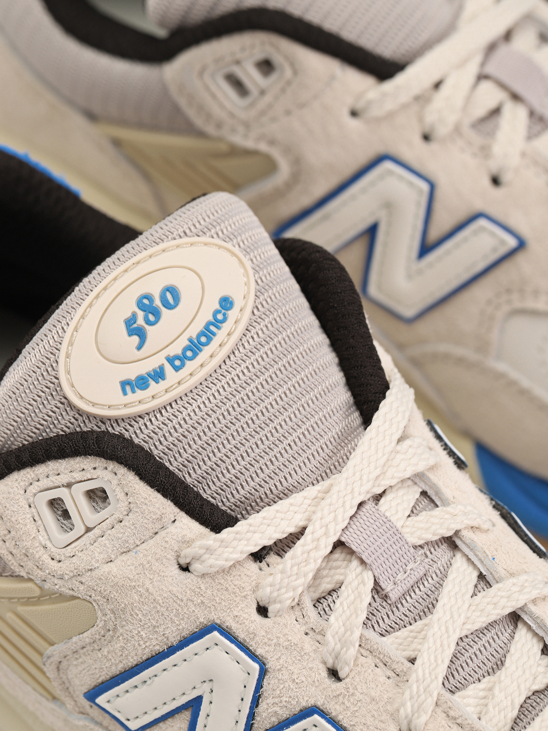 Topánky New Balance 580 (linen)