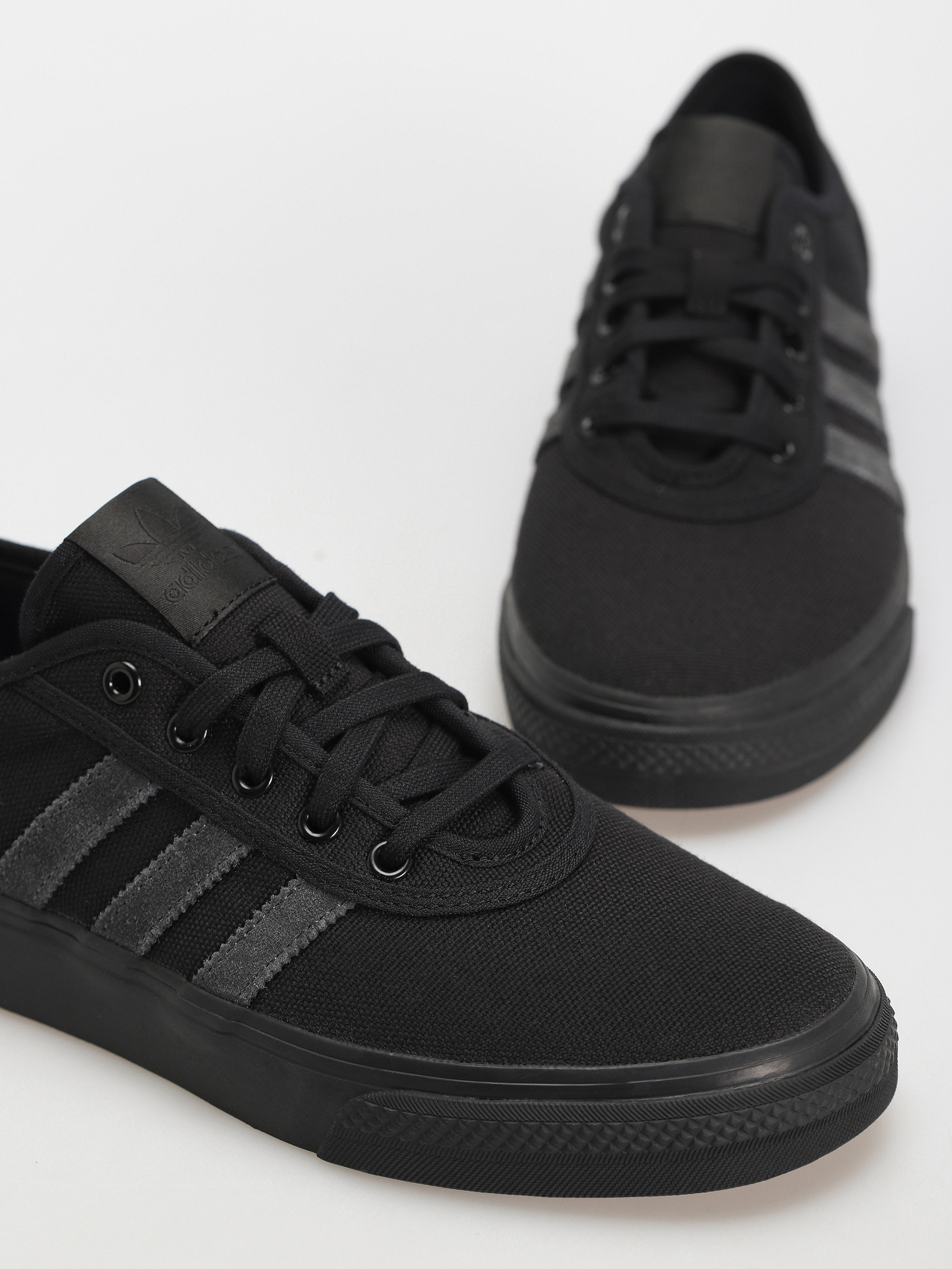 Topánky adidas Adi Ease (cblack/carbon/cblack)