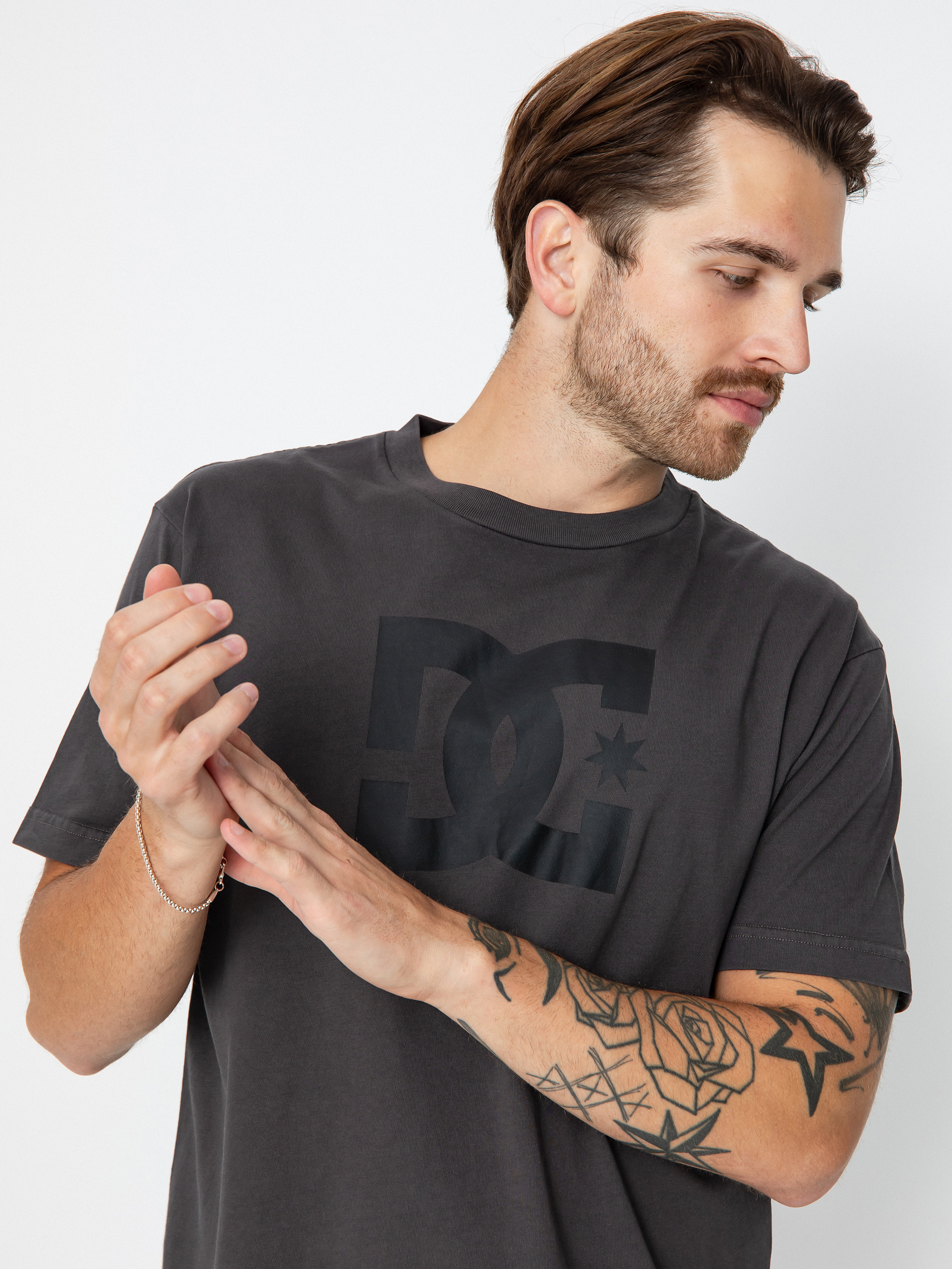 Tričko DC Dc Star Pigment Dye (black enzyme wash)