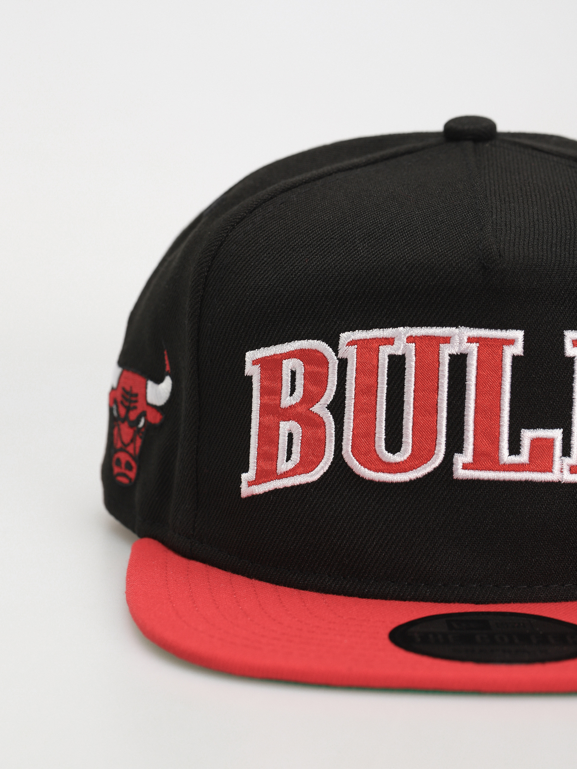 Šiltovka New Era NBA Golfer Chicago Bulls (black/red)
