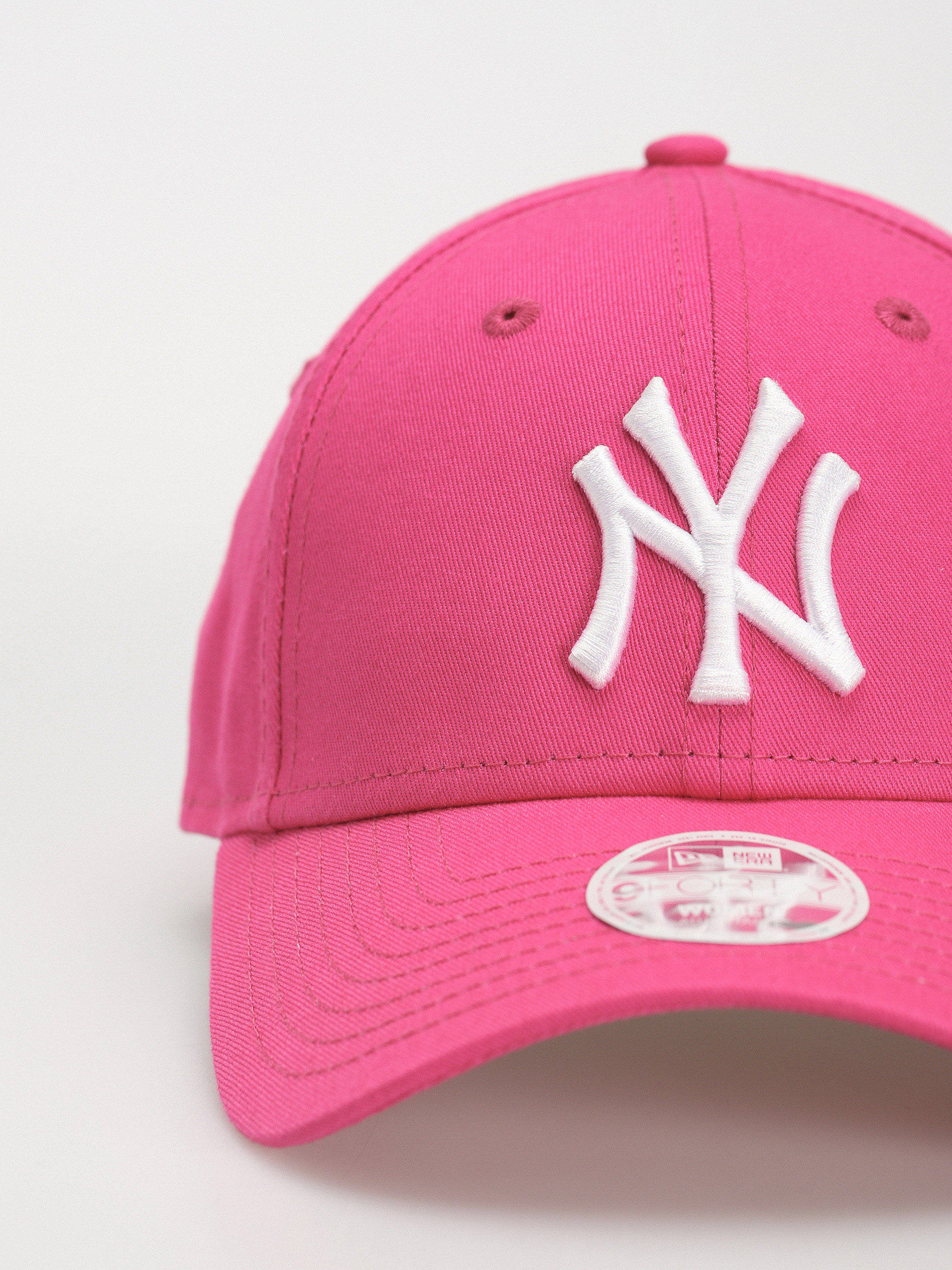 Šiltovka New Era League Essential 9Forty New York Yankees Wmn (pink/white)