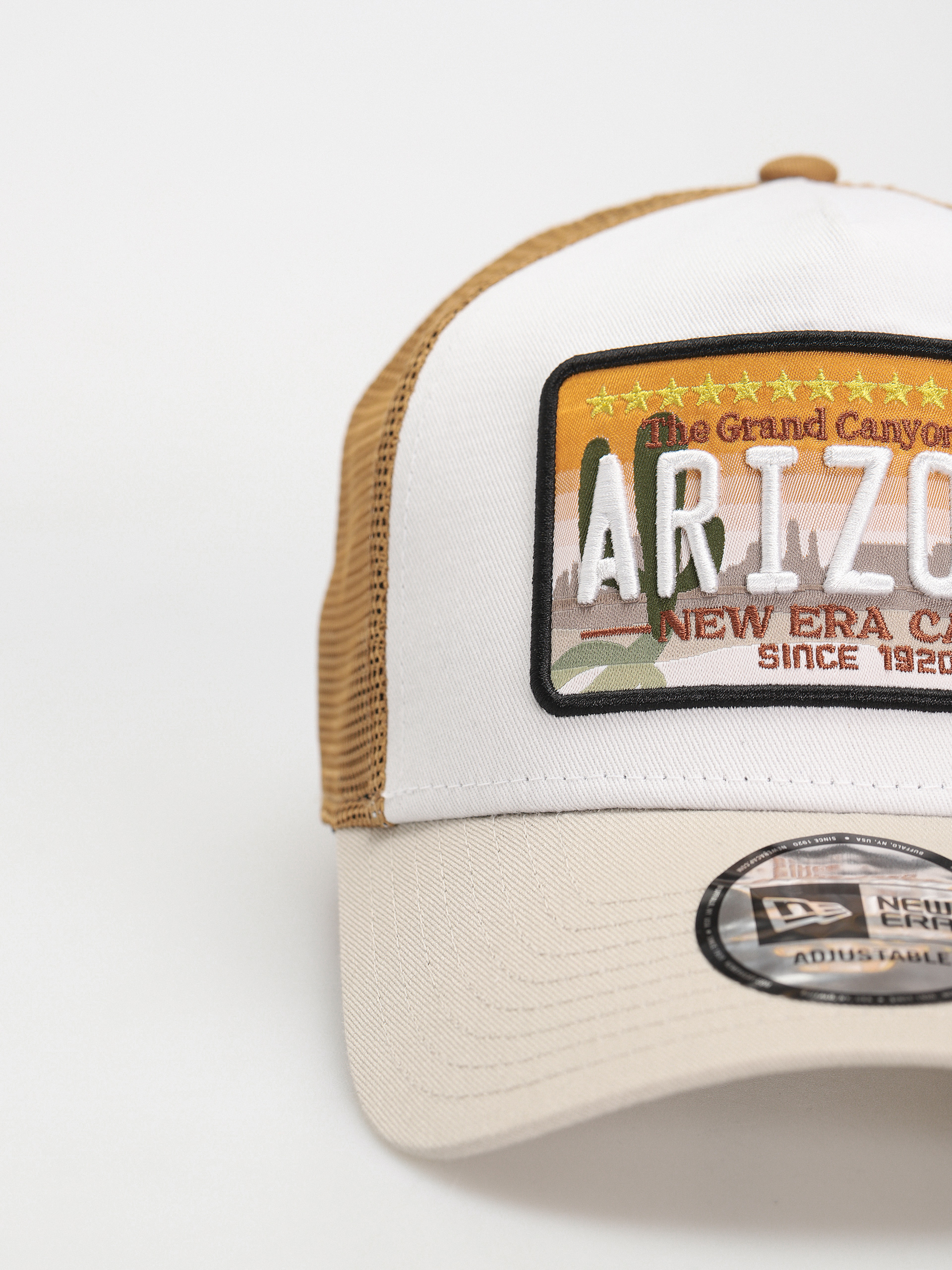 Šiltovka New Era Patch Trucker (stone/white)