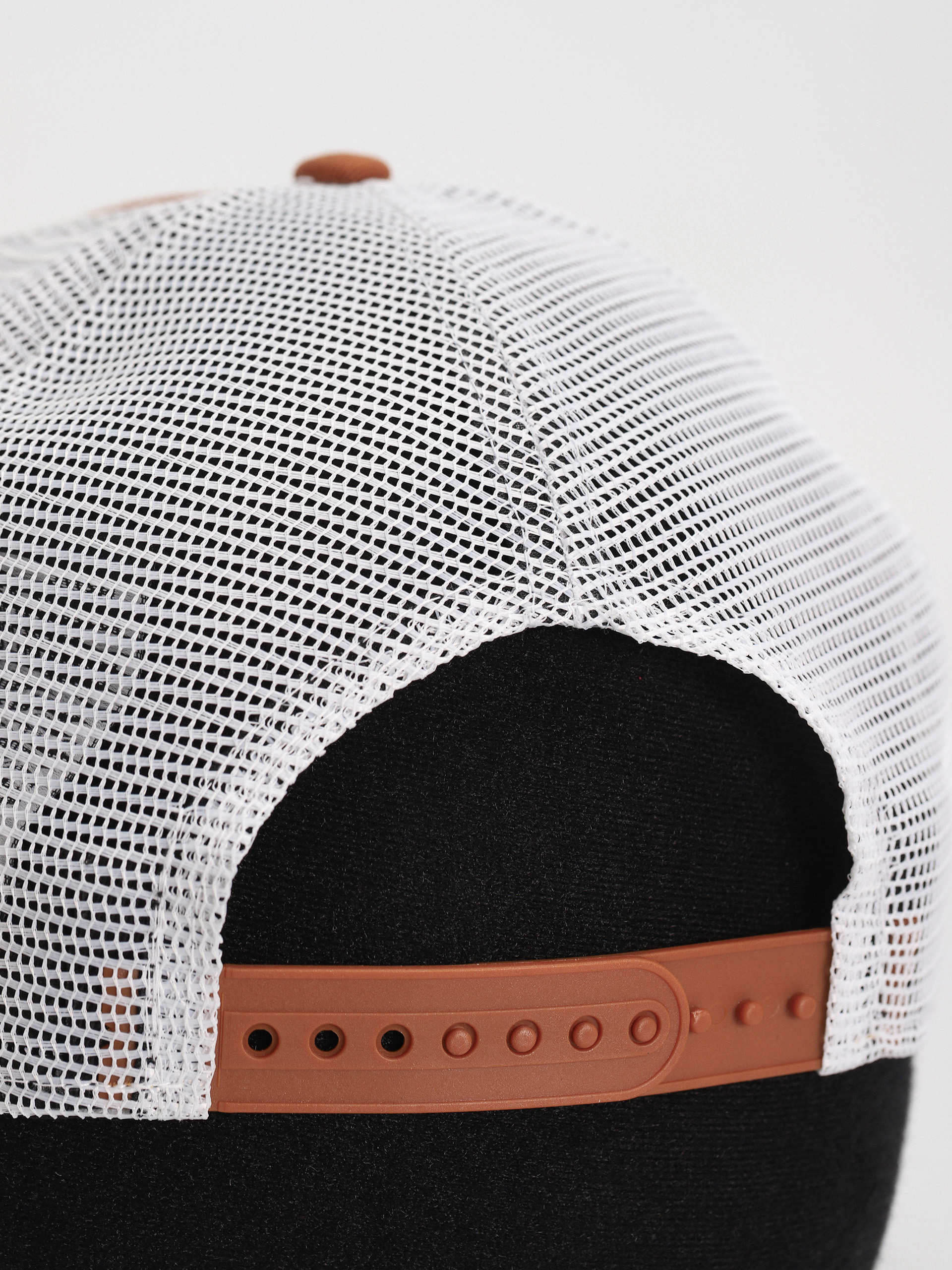 Šiltovka New Era Boucle Trucker Okland Atheltics (brown)