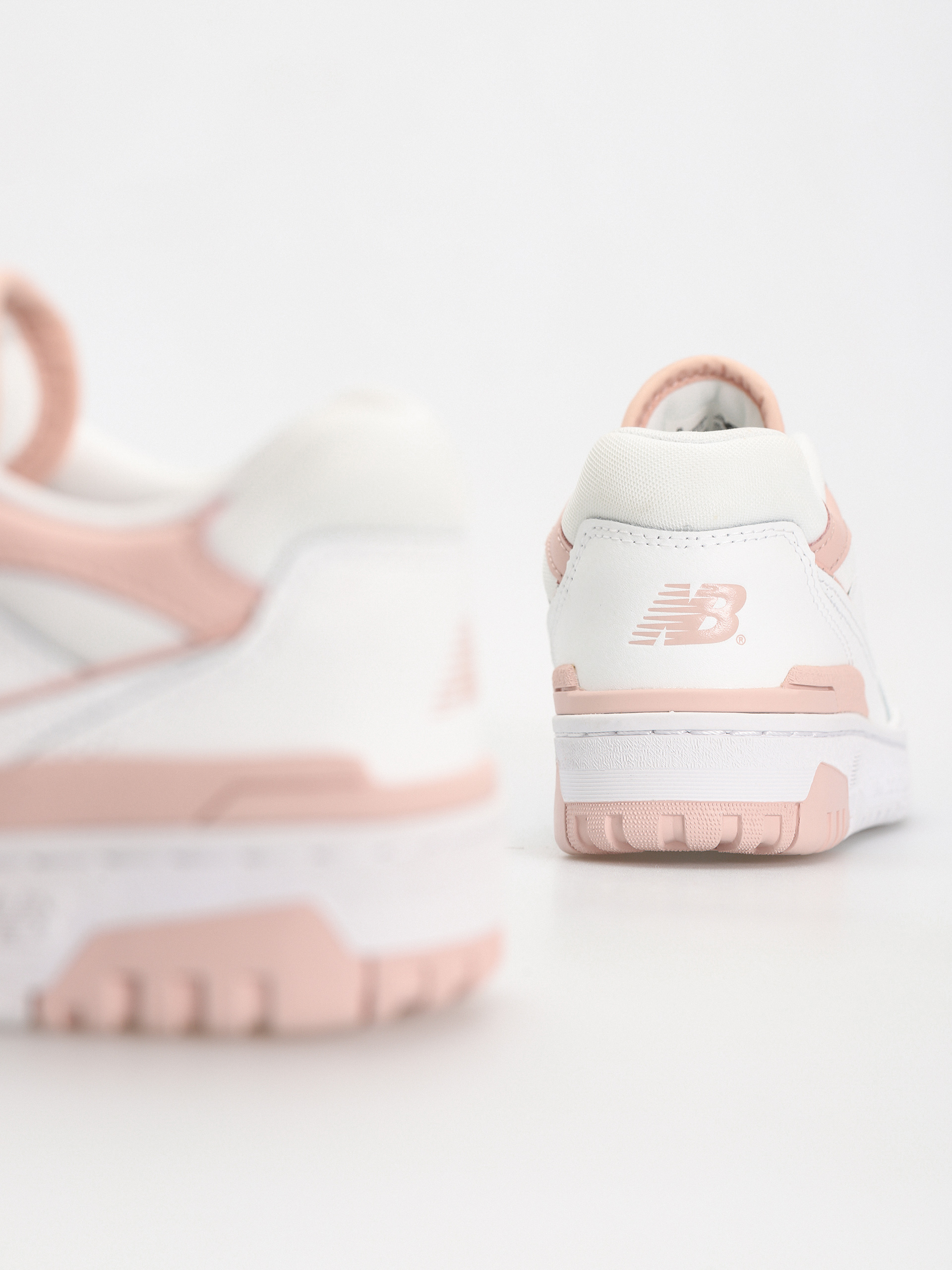 Topánky New Balance 550 Wmn (white pink sand)