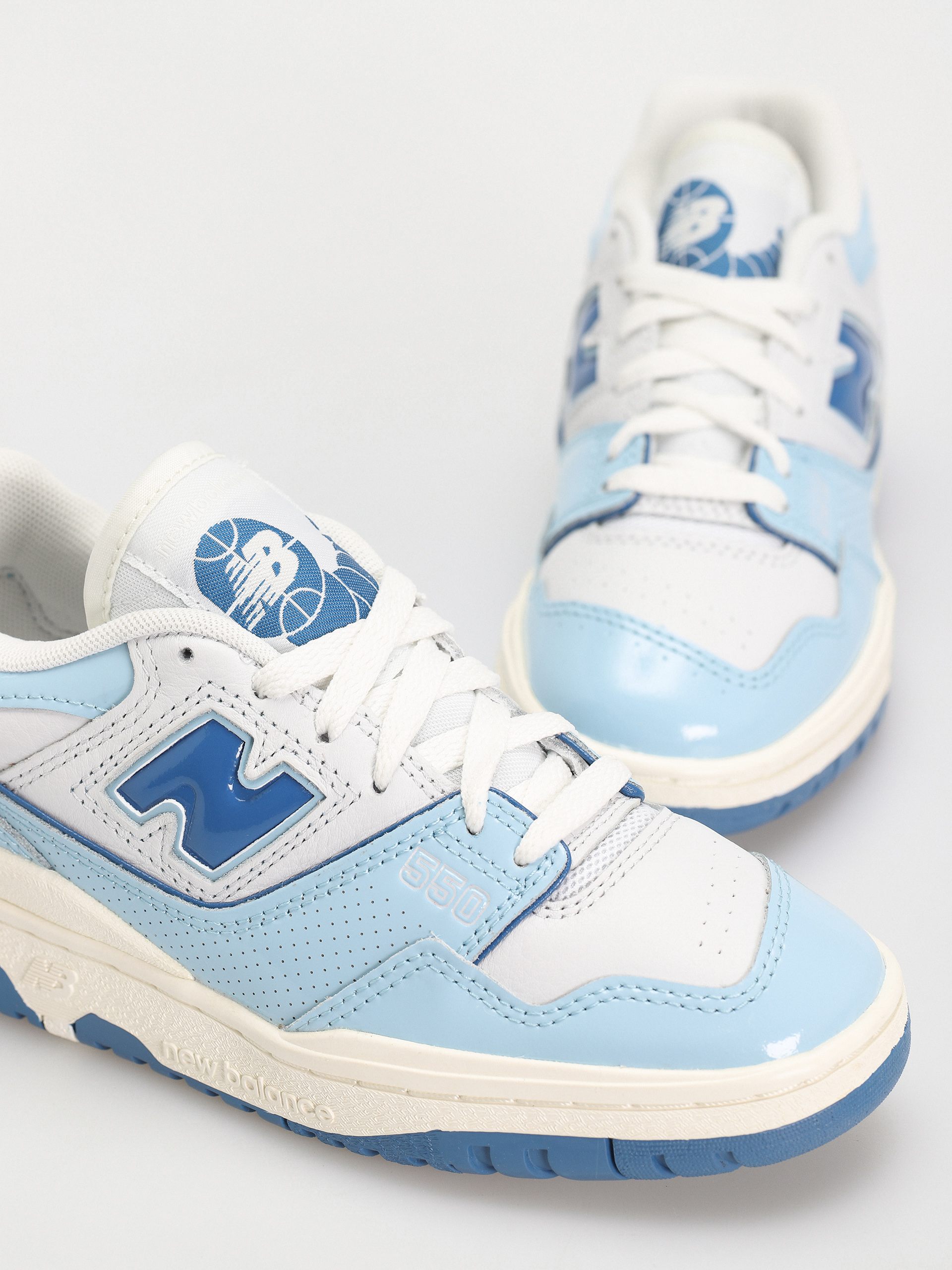 Topánky New Balance 550 (chrome blue patent)