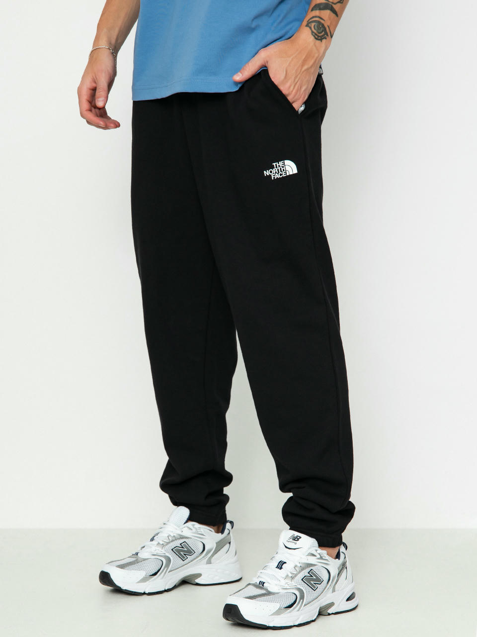 Nohavice The North Face Zumu Jogger (tnf black)