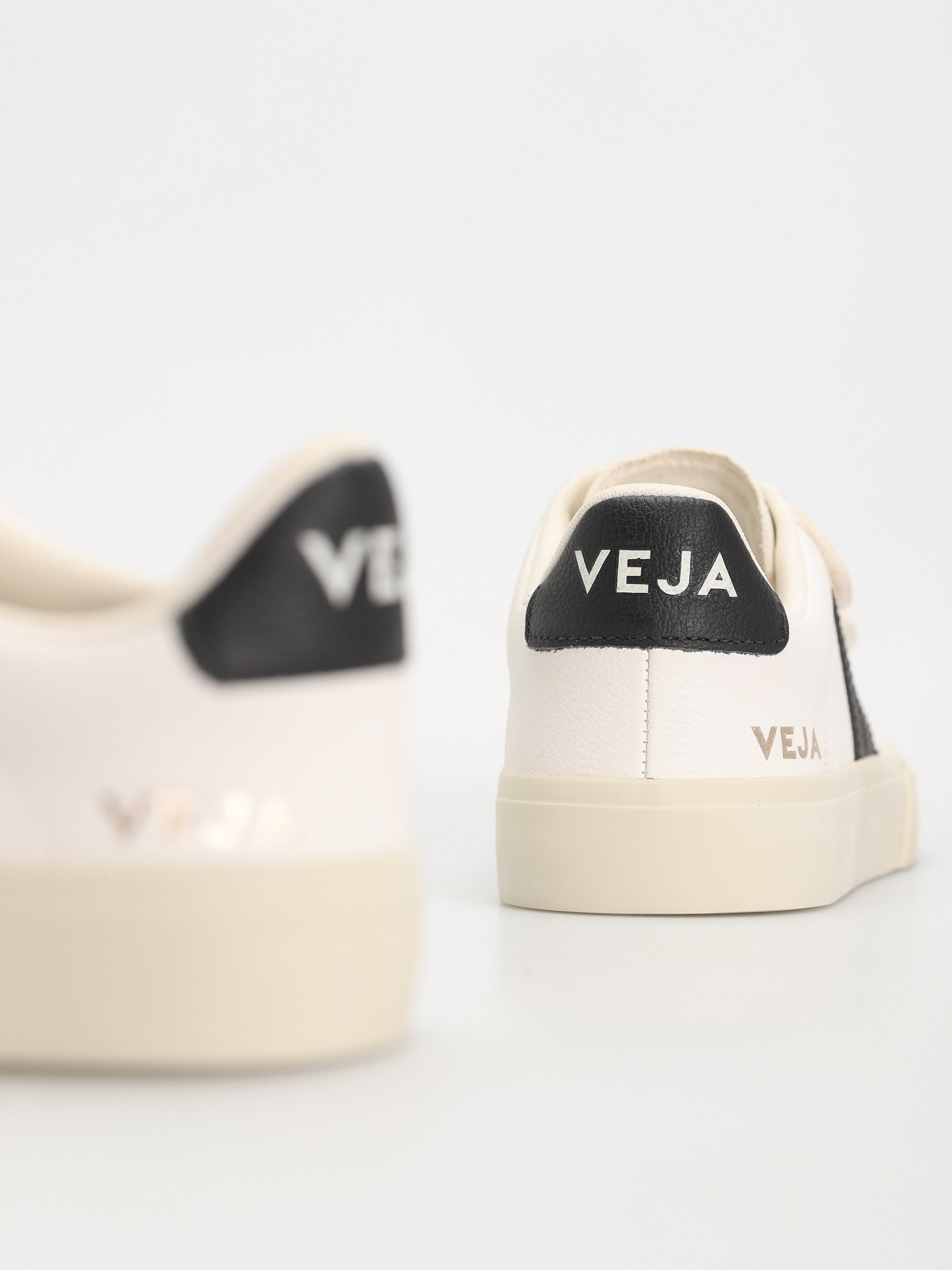 Topánky Veja Recife Logo Wmn (extra white black)