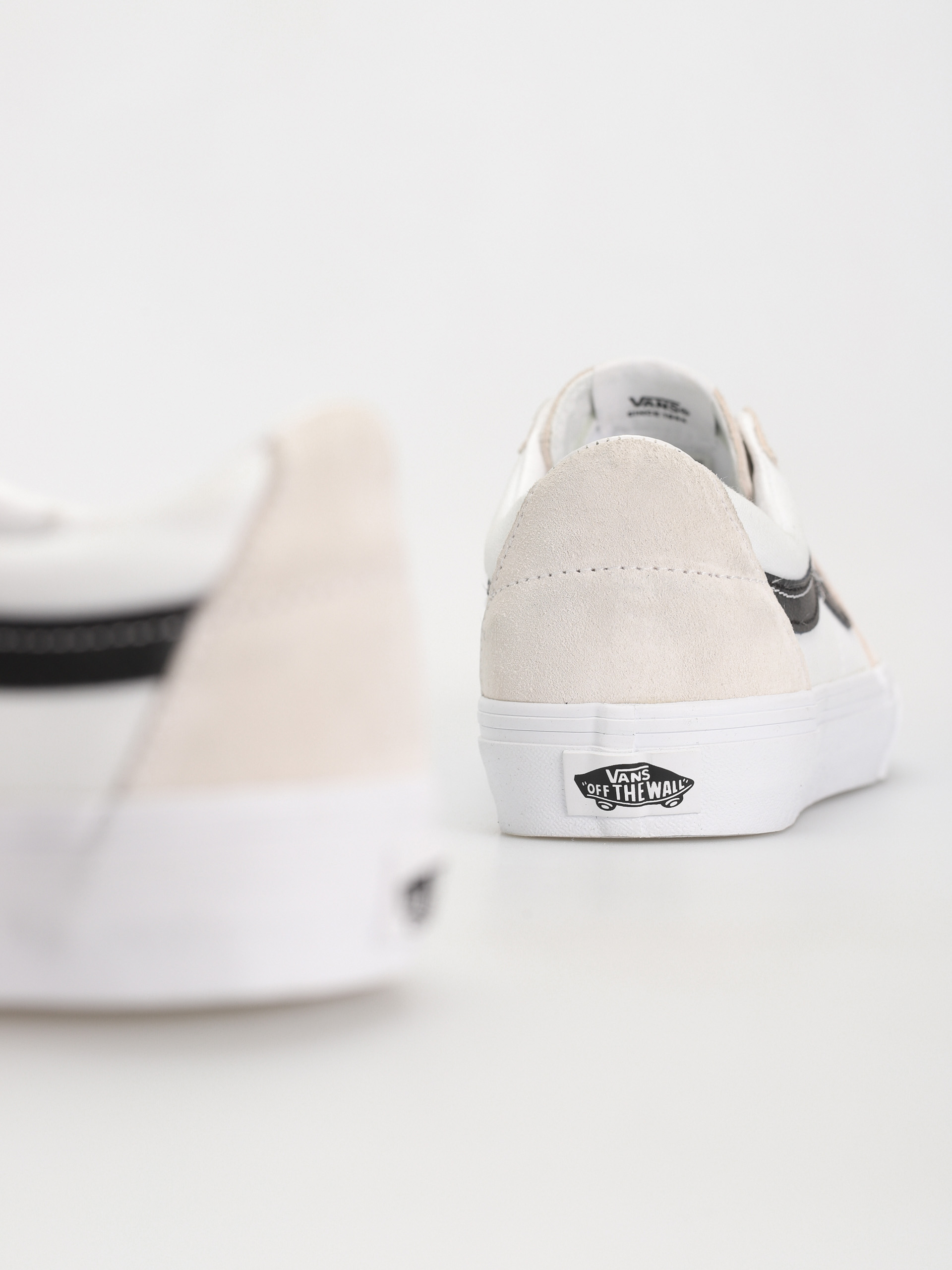 Topánky Vans Sk8 Low (contrast white/black)