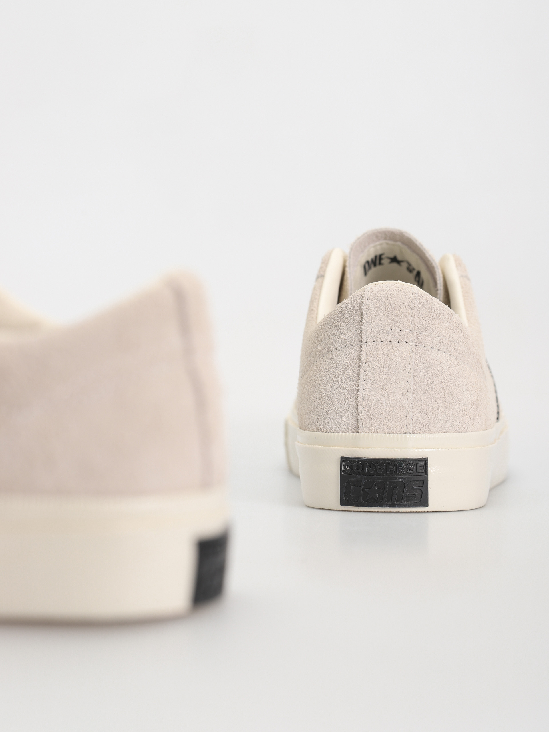 Topánky Converse One Star Academy Pro (khaki/off white)