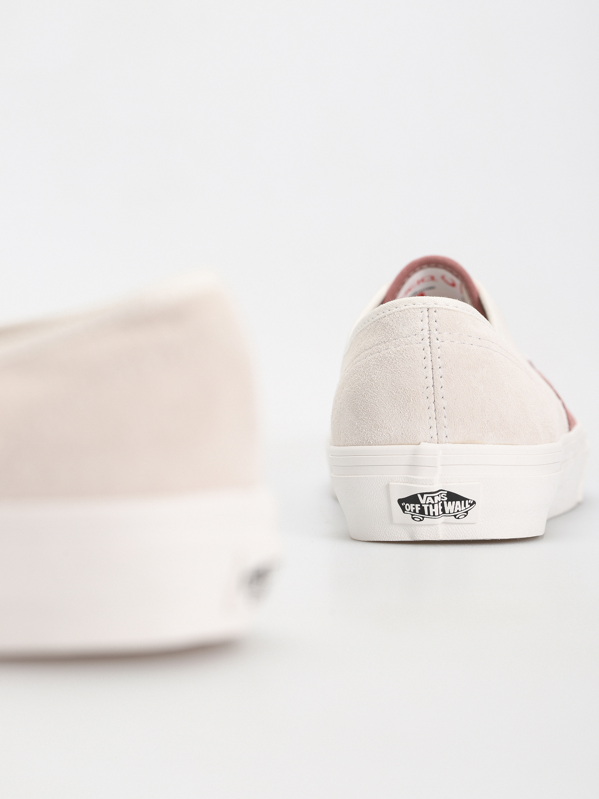 Topánky Vans Authentic (pig suede withered rose)