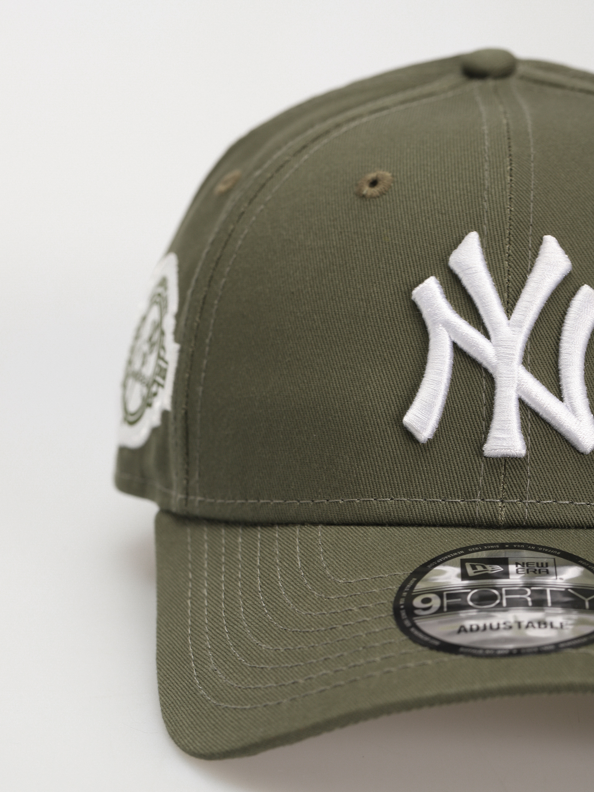 Šiltovka New Era Side Patch 9Forty New York Yankees (khaki)
