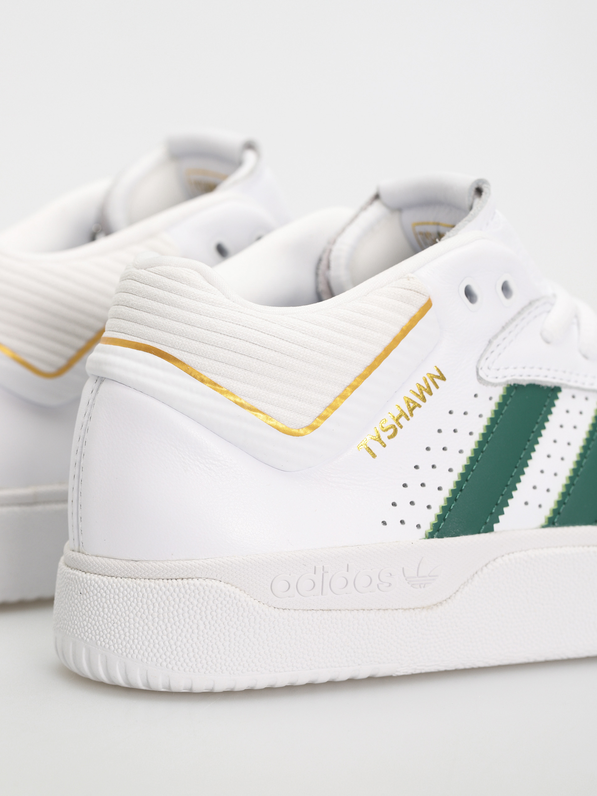 Topánky adidas Tyshawn (ftwwht/drkgrn/blubir)