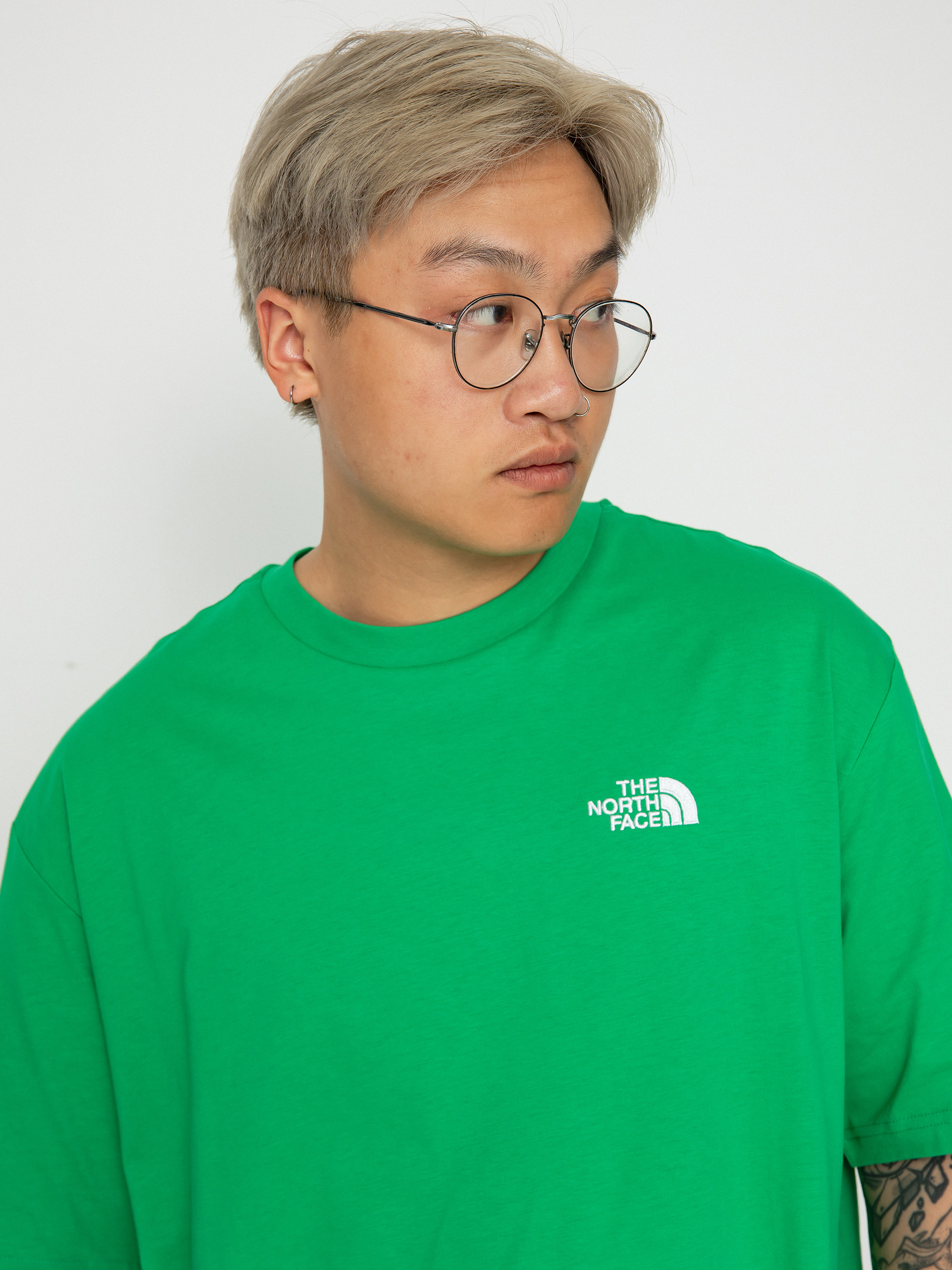 Tričko The North Face Essential Oversize (optic emerald)