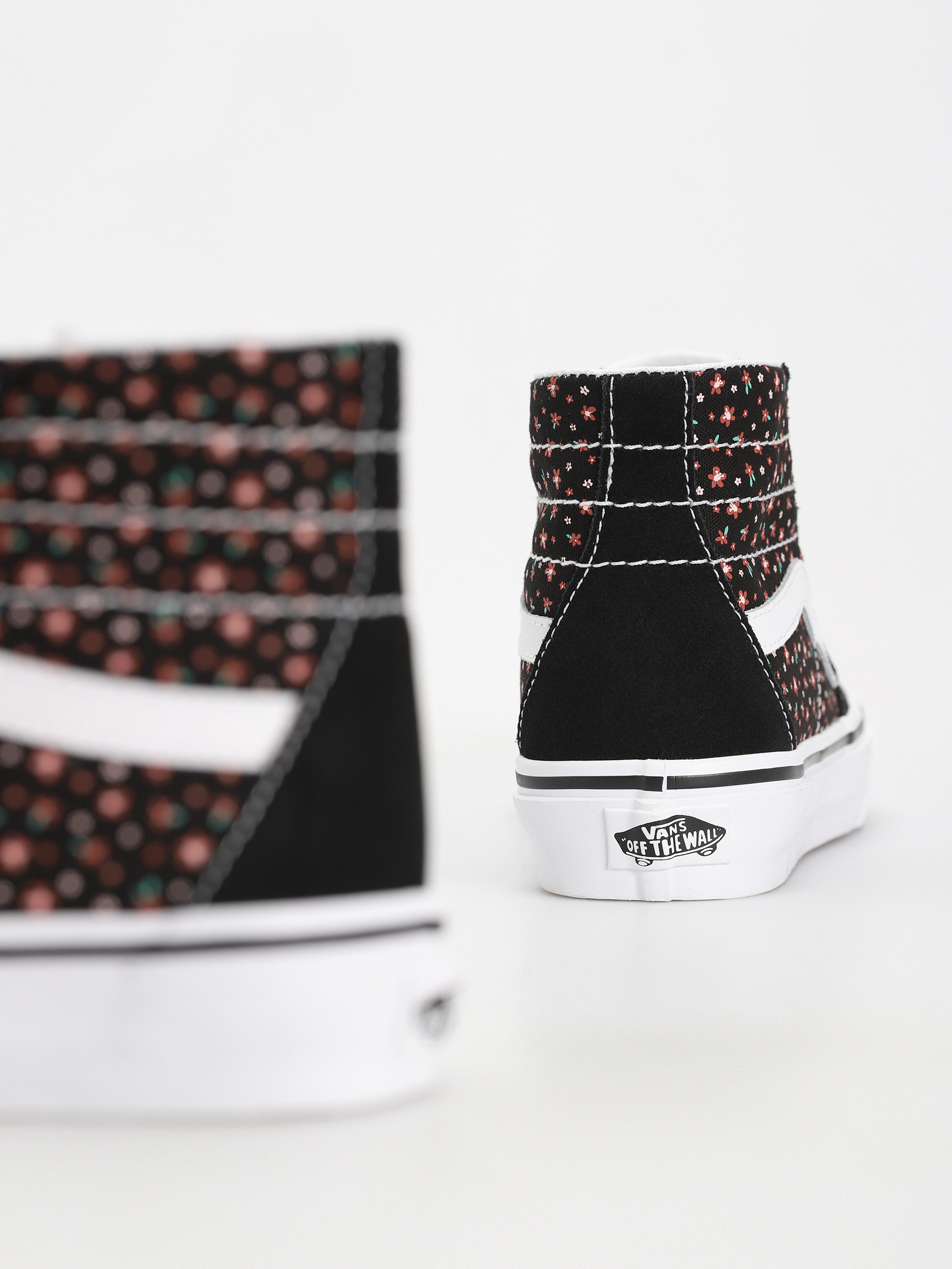 Topánky Vans Sk8 Hi Tapered (ditsy floral black/multi)