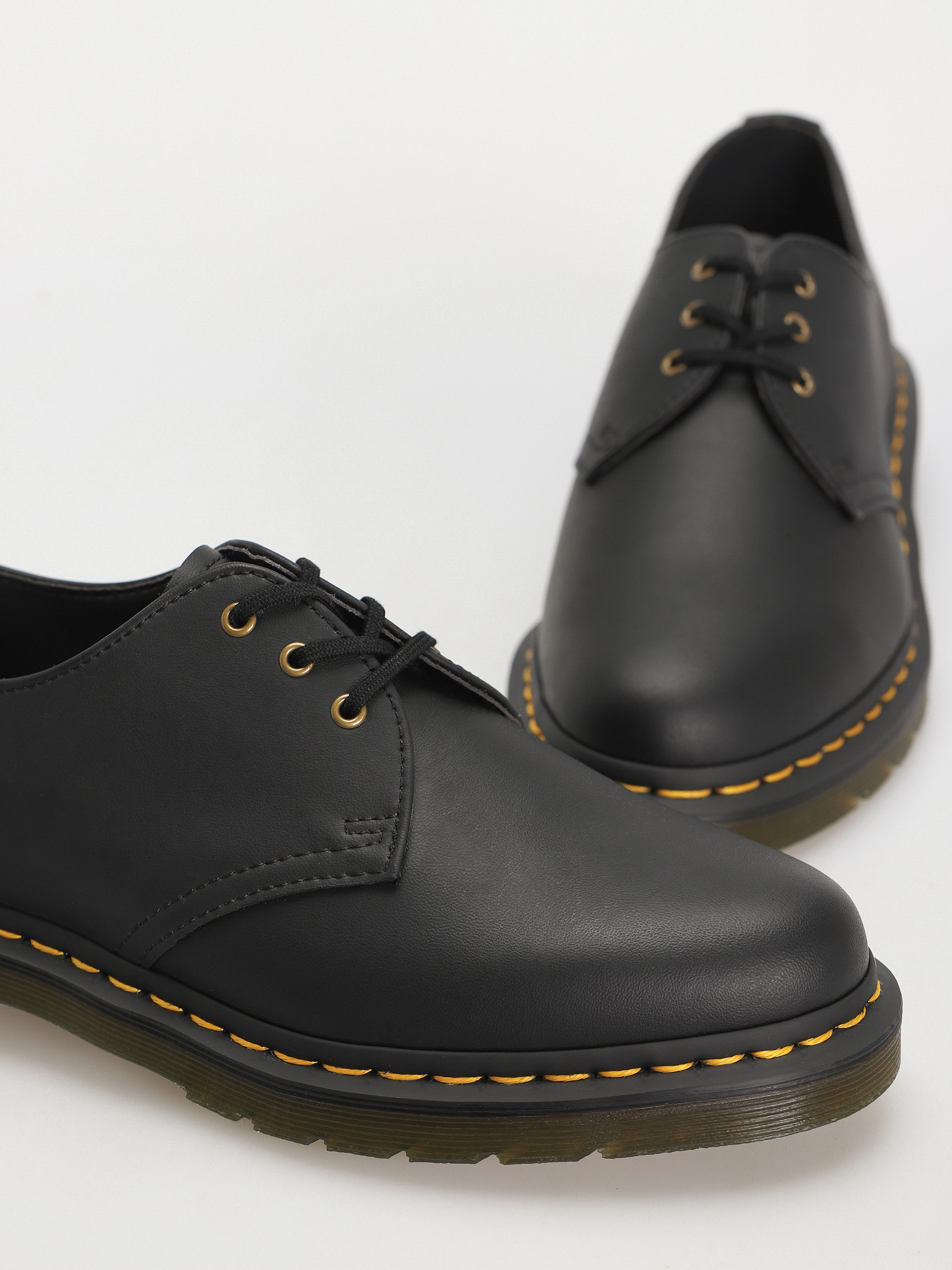 Topánky Dr. Martens Vegan 1461 (black felix rub off)