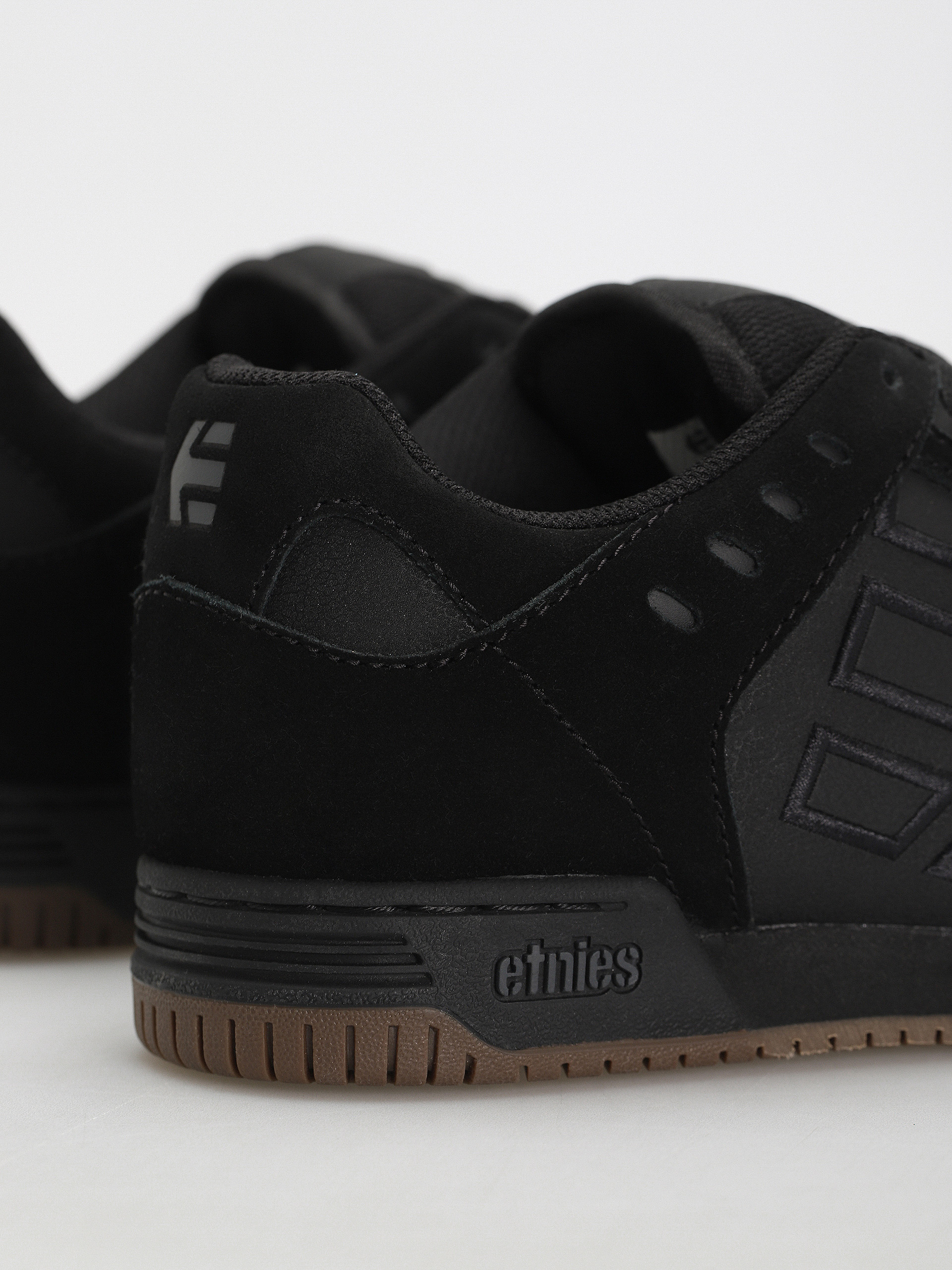 Topánky Etnies Faze (black/black/gum)