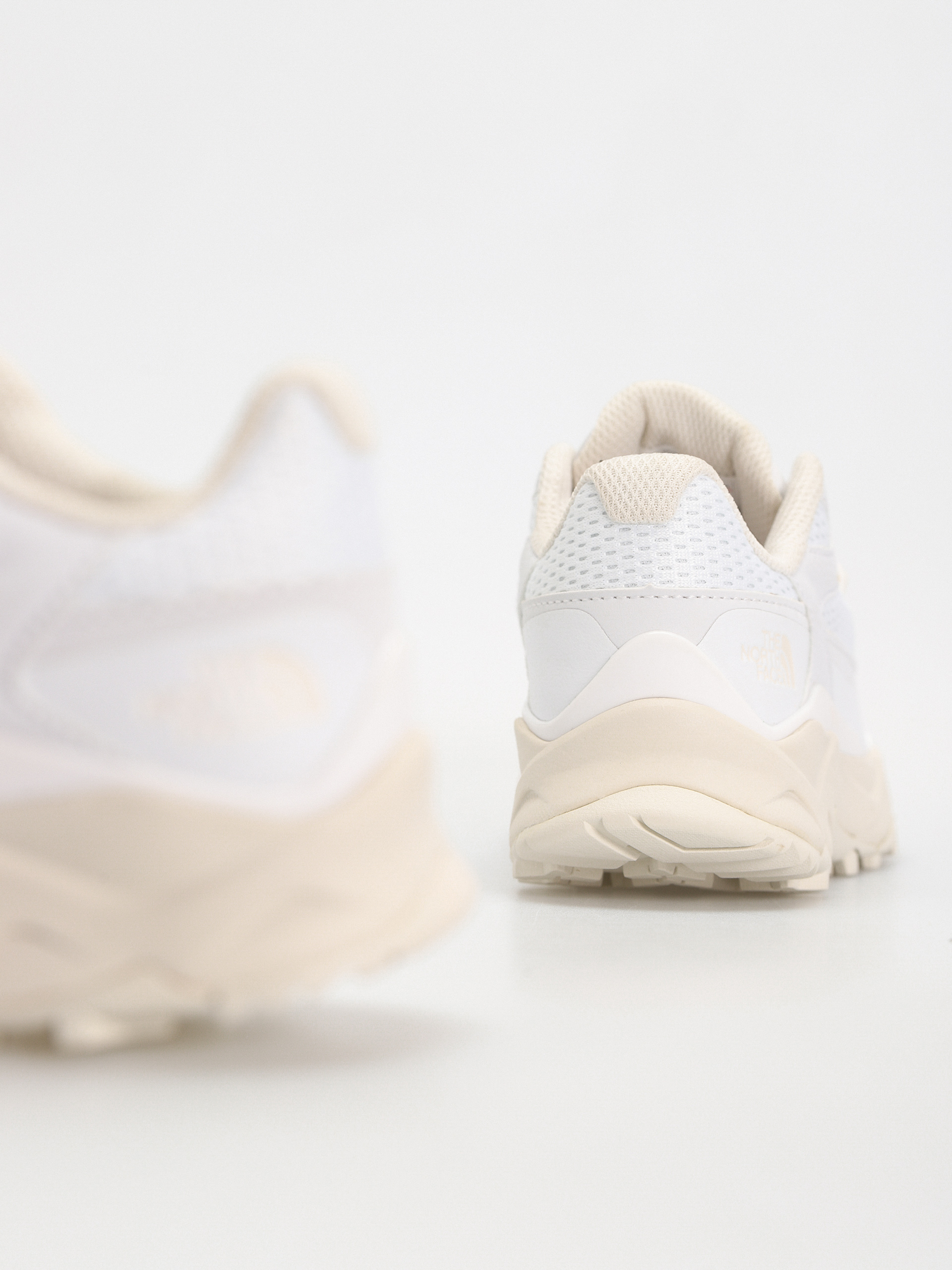 Topánky The North Face Vectiv Taraval Wmn (tnf white/white dune)