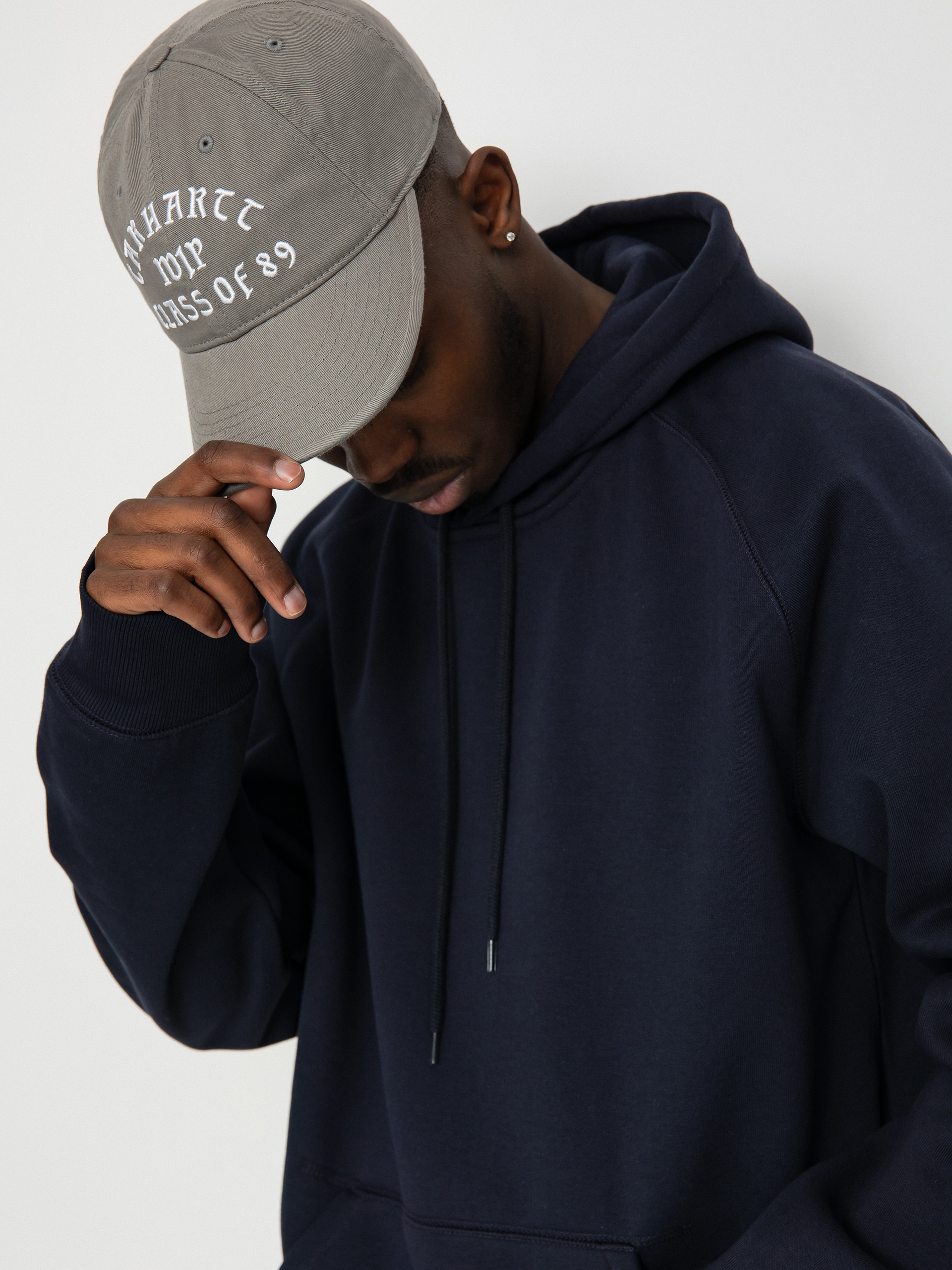 Mikina s kapucňou Carhartt WIP Chase HD (dark navy/gold)