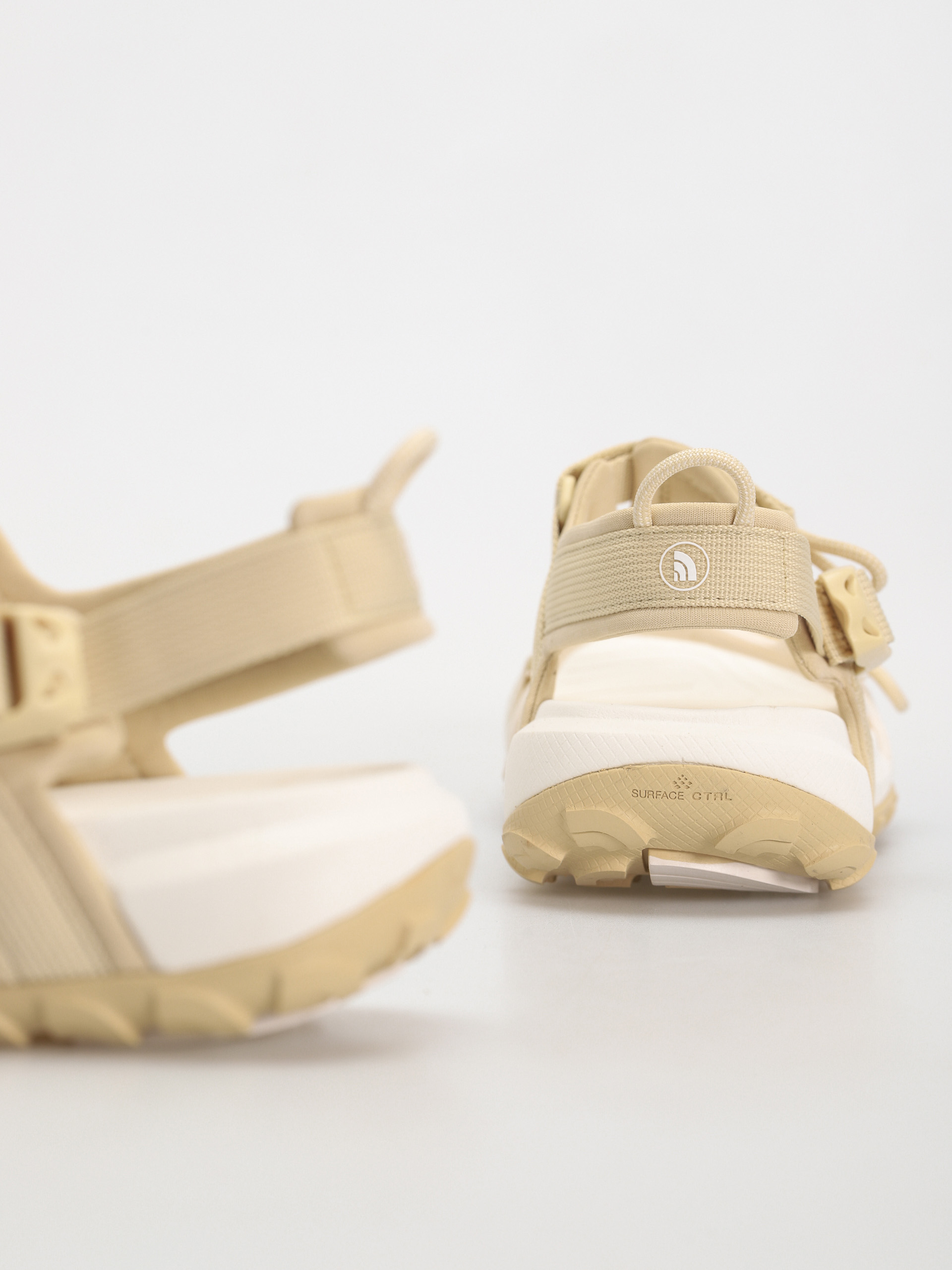 Sandale The North Face Explore Camp Wmn (white dune/gravel)