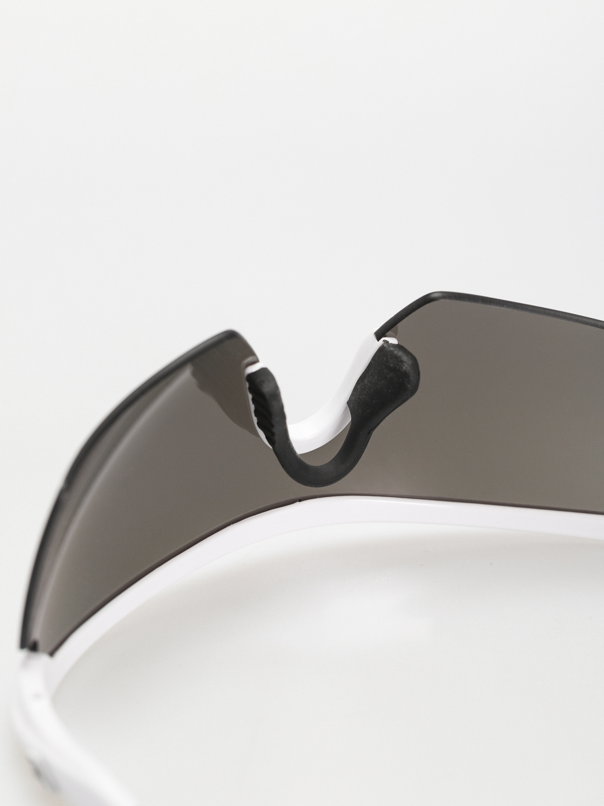 Slnečné okuliare Volcom Dwnload (gloss white/pltnm mirror)