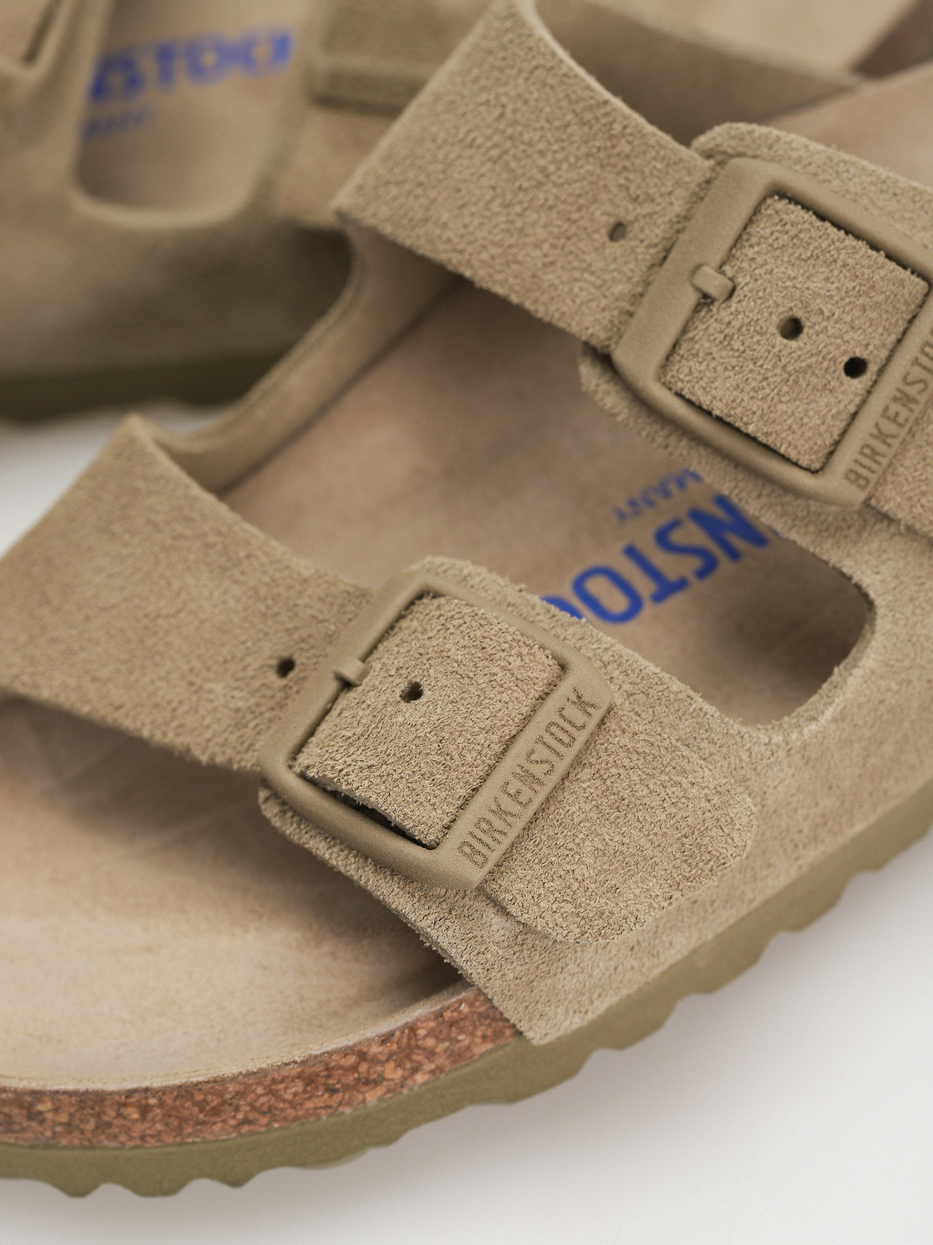Šľapky Birkenstock Arizona Suede Leather Narrow Wmn (faded khaki)