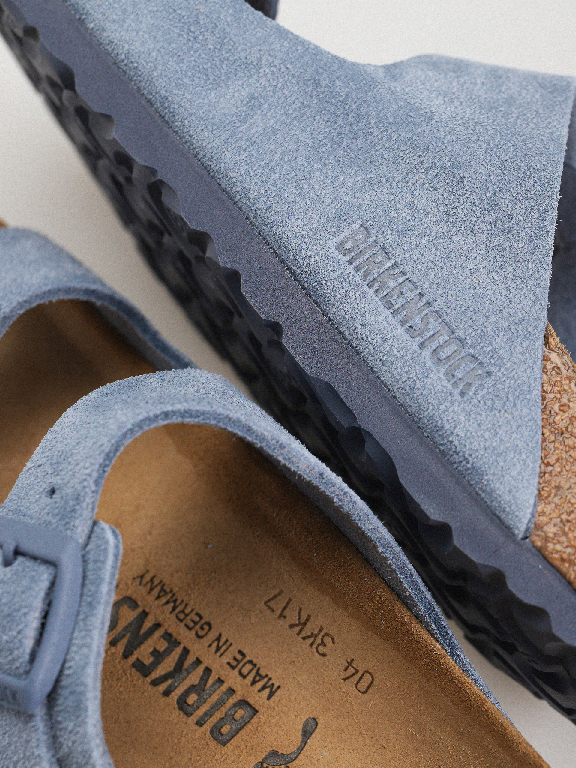 Šľapky Birkenstock Arizona Suede Leather Narrow Wmn (elemental blue)