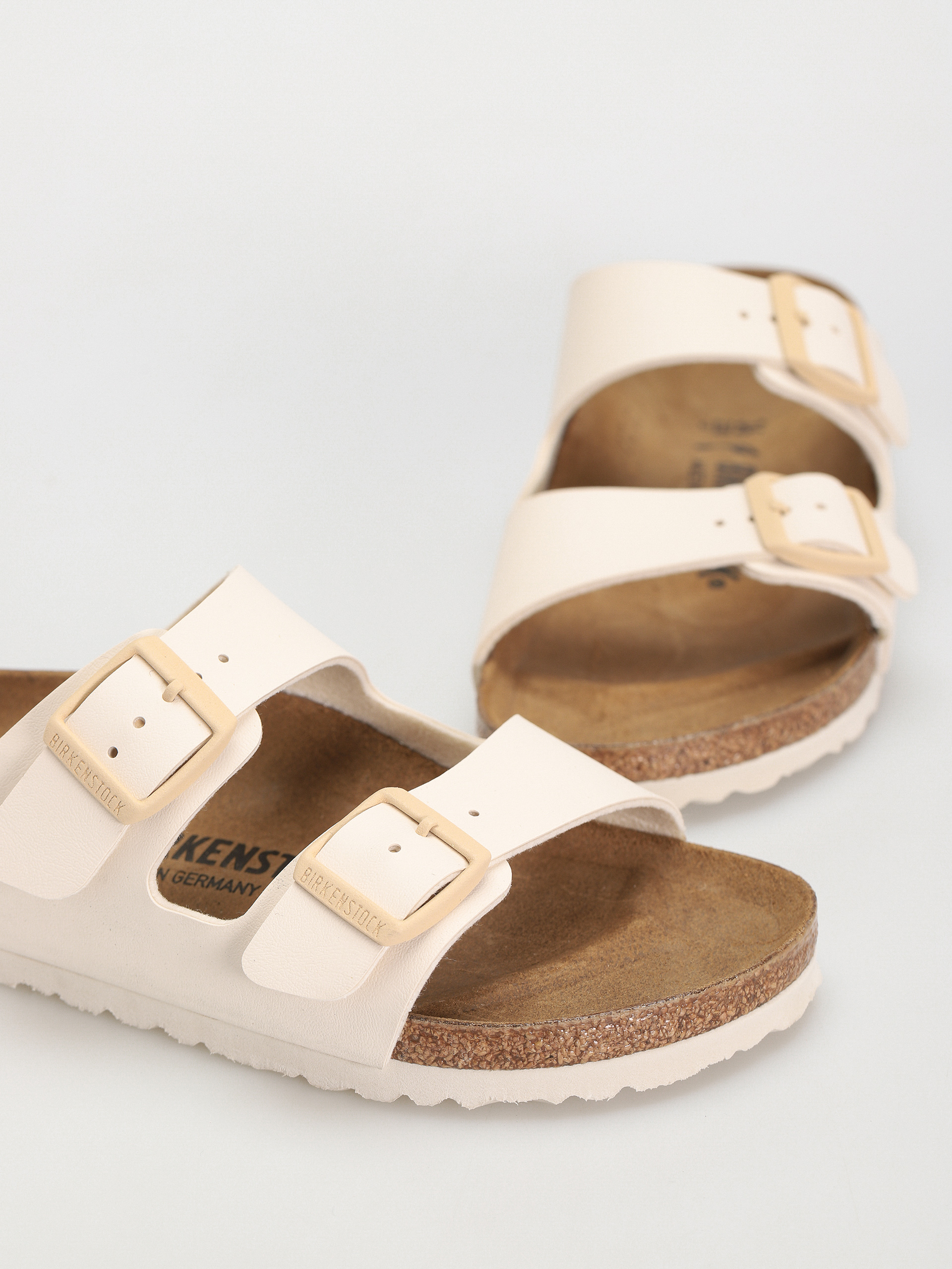 Šľapky Birkenstock Arizona Birko Flor Narrow Wmn (eggshell)